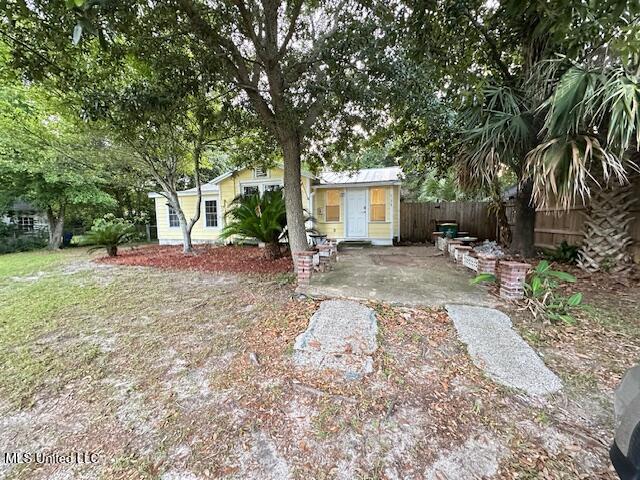 153 Saint Peter Street, Biloxi, Mississippi image 6