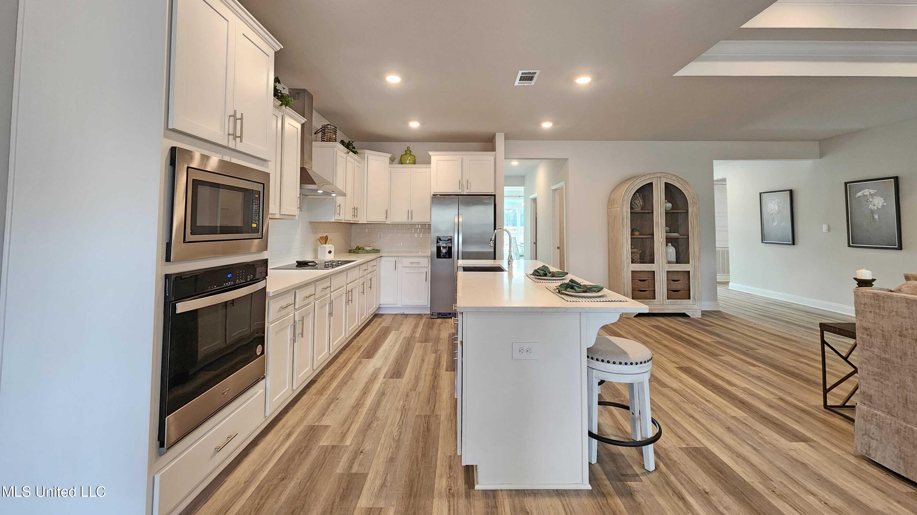 17093 River Hills Drive, Gulfport, Mississippi image 15