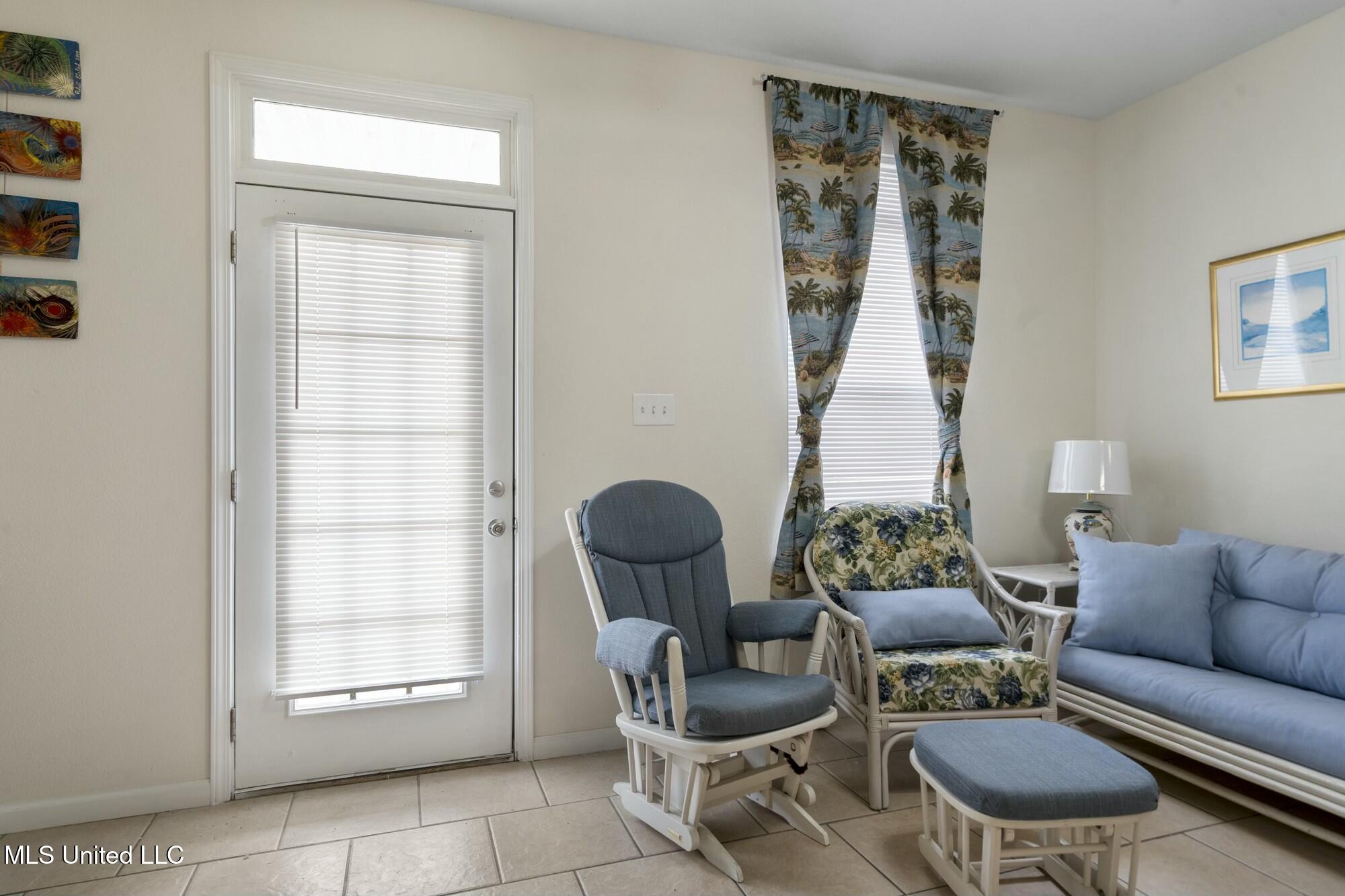 1121 Century Oaks Dr, Gulfport, Mississippi image 4
