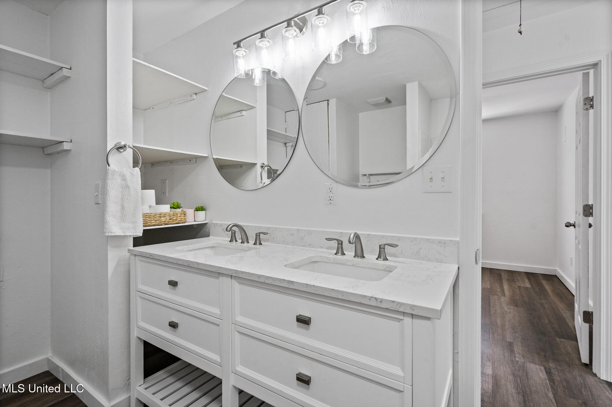 4358 Coral Street, Bay Saint Louis, Mississippi image 18