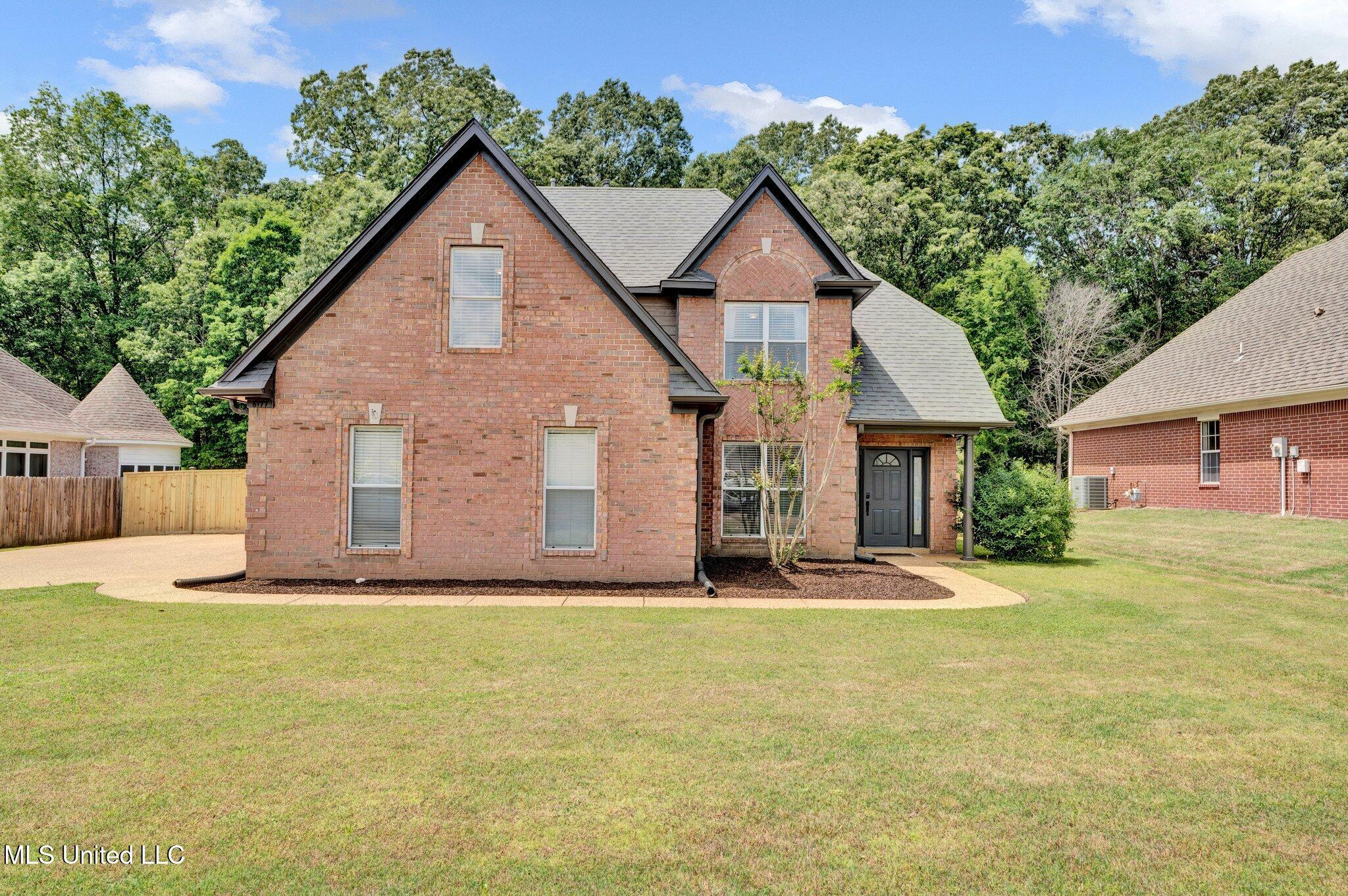 6177 W Sandbourne, Olive Branch, Mississippi image 2