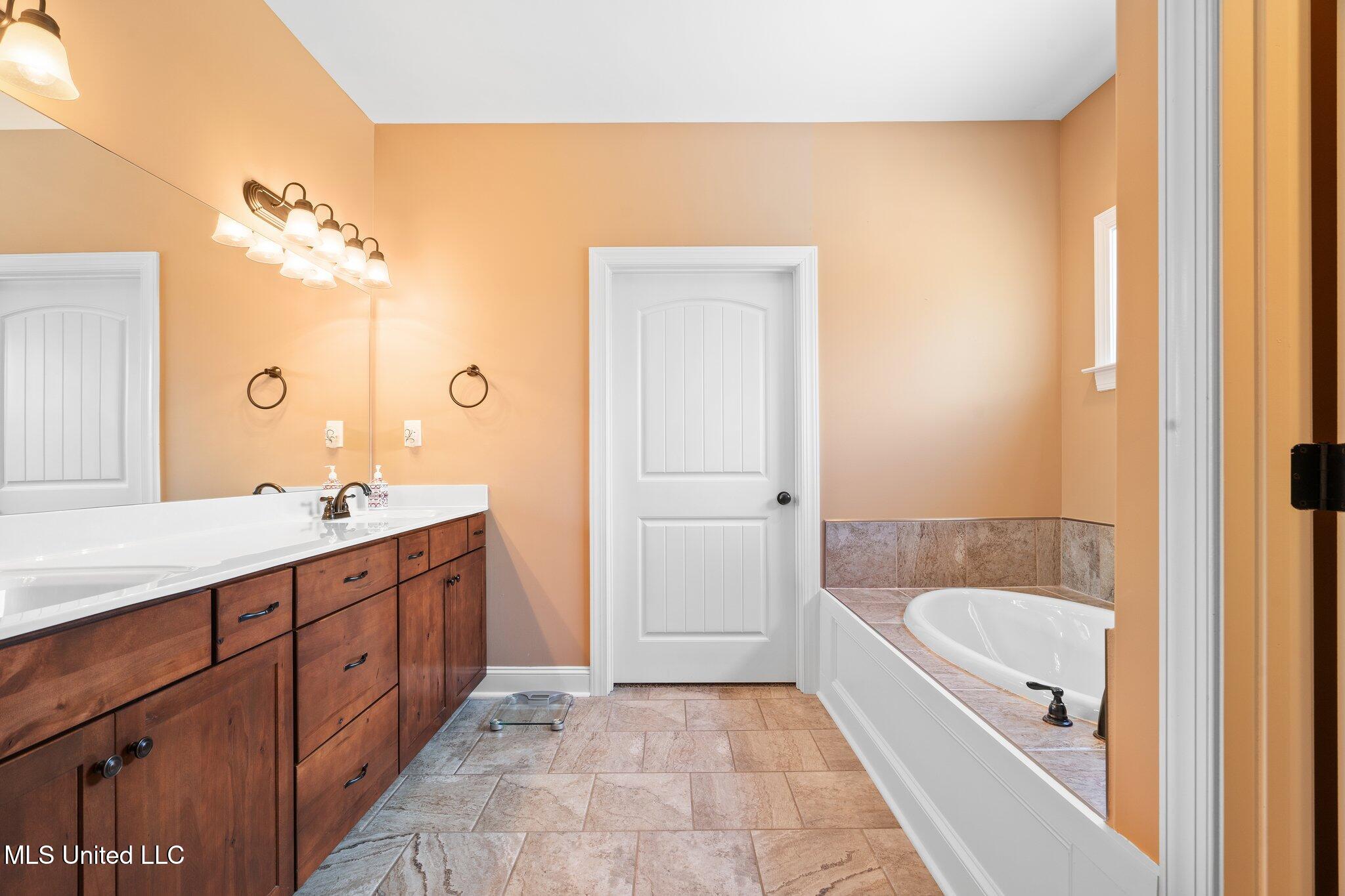 650 Bouldercrest Drive, Southaven, Mississippi image 31