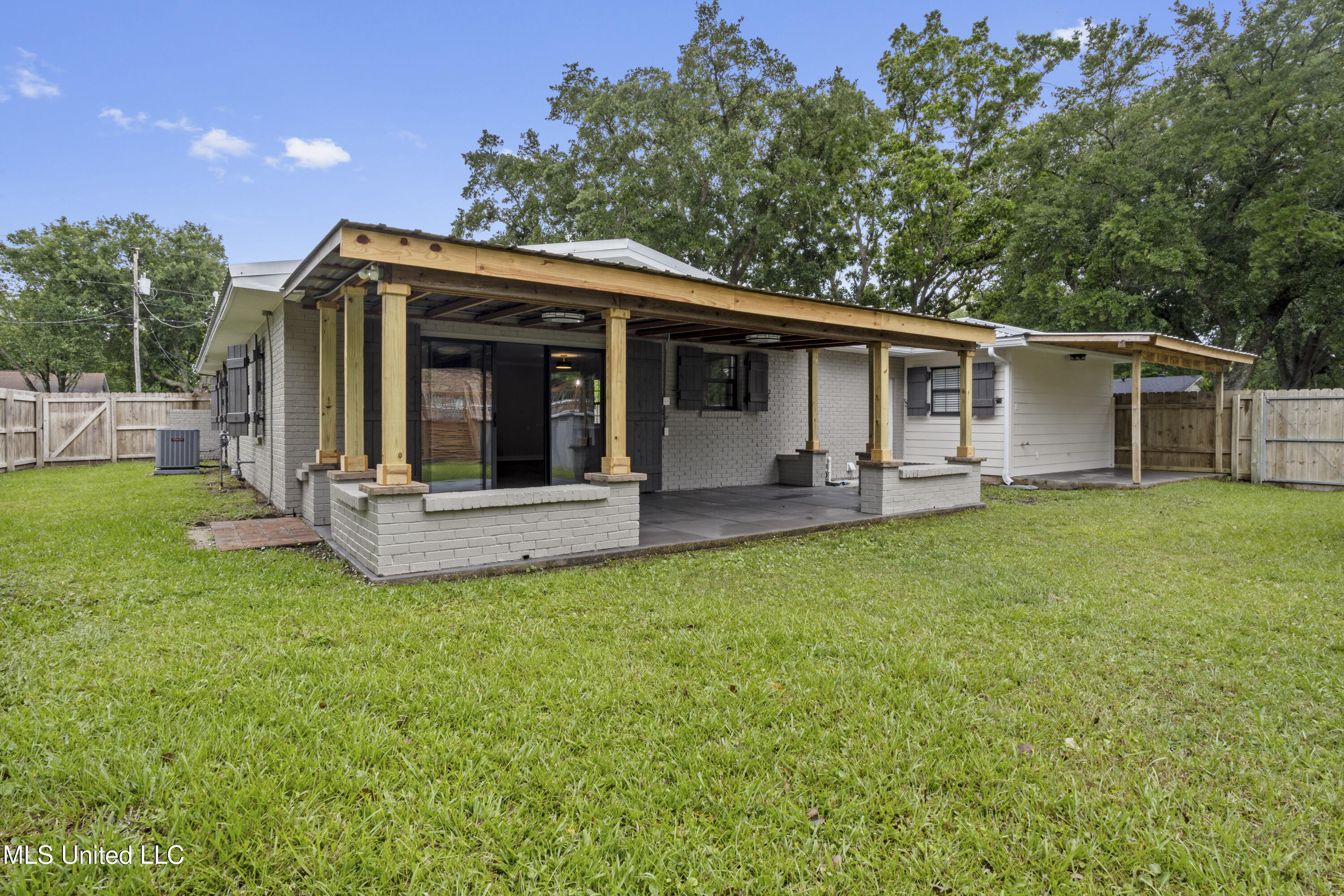 2604 Fernwood Street, Pascagoula, Mississippi image 28