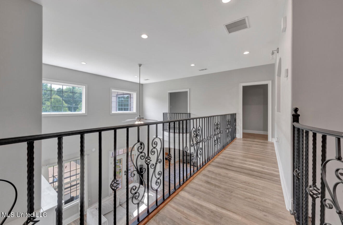 4864 Back Forty Drive, Olive Branch, Mississippi image 14