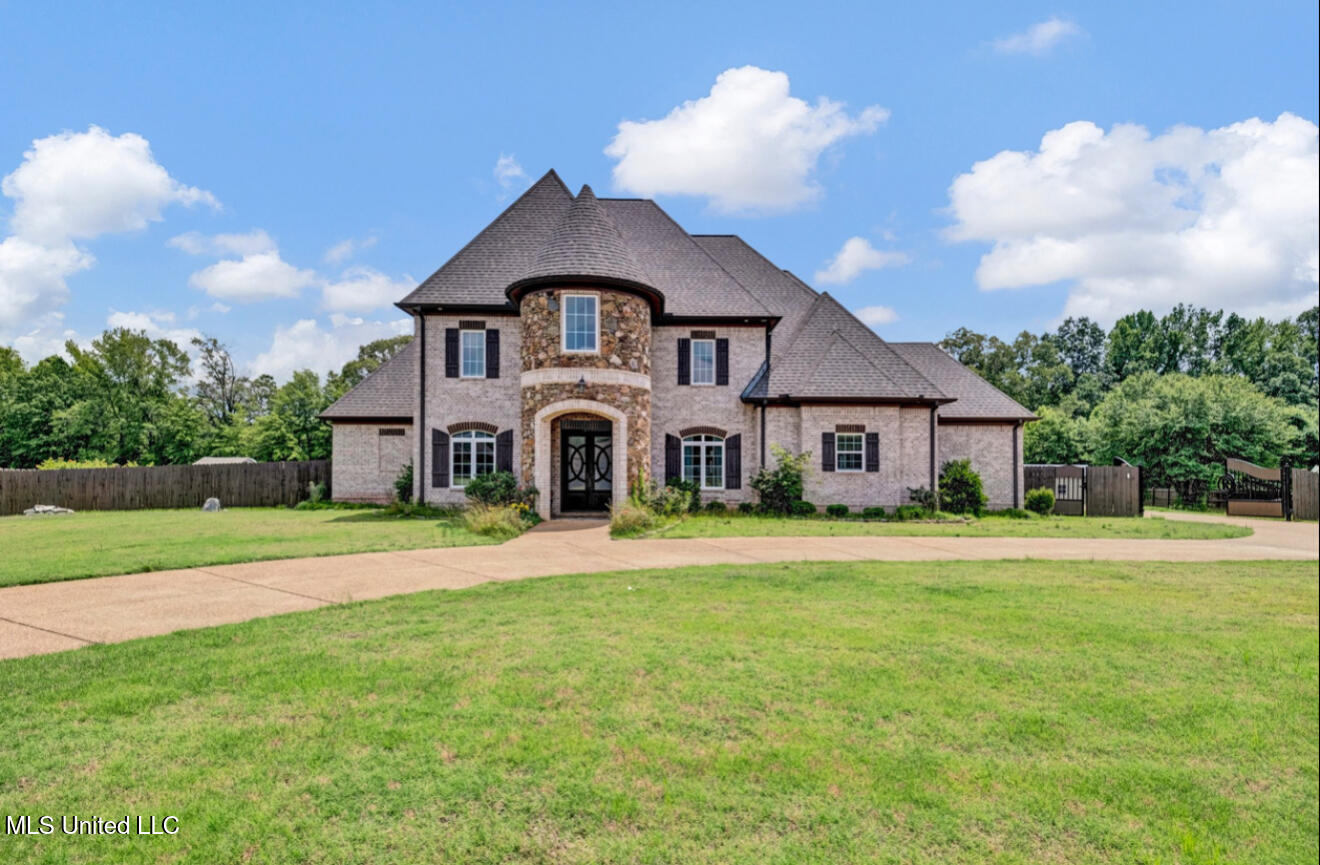 4864 Back Forty Drive, Olive Branch, Mississippi image 2