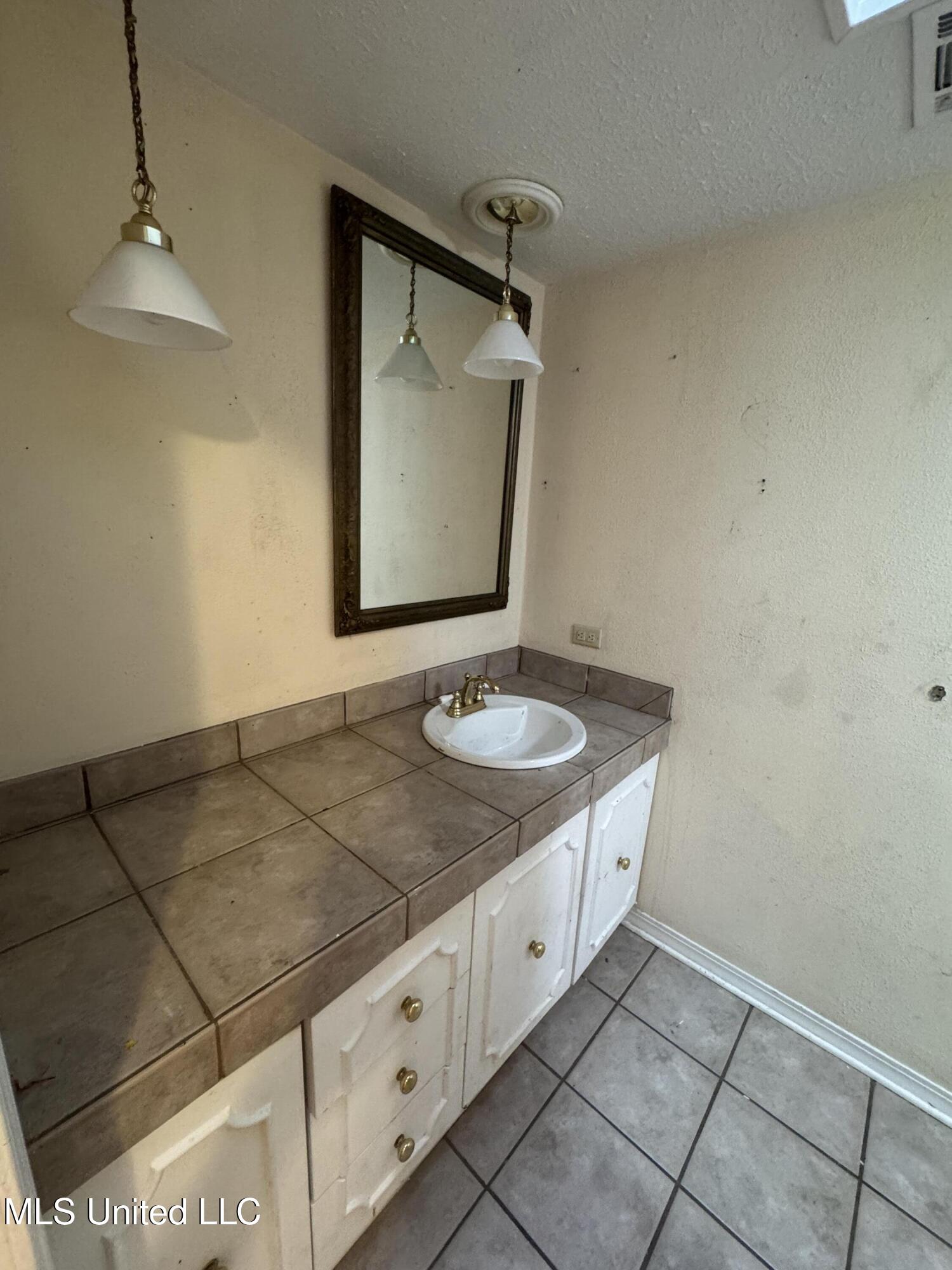 45 Stonegate Drive, Brandon, Mississippi image 24