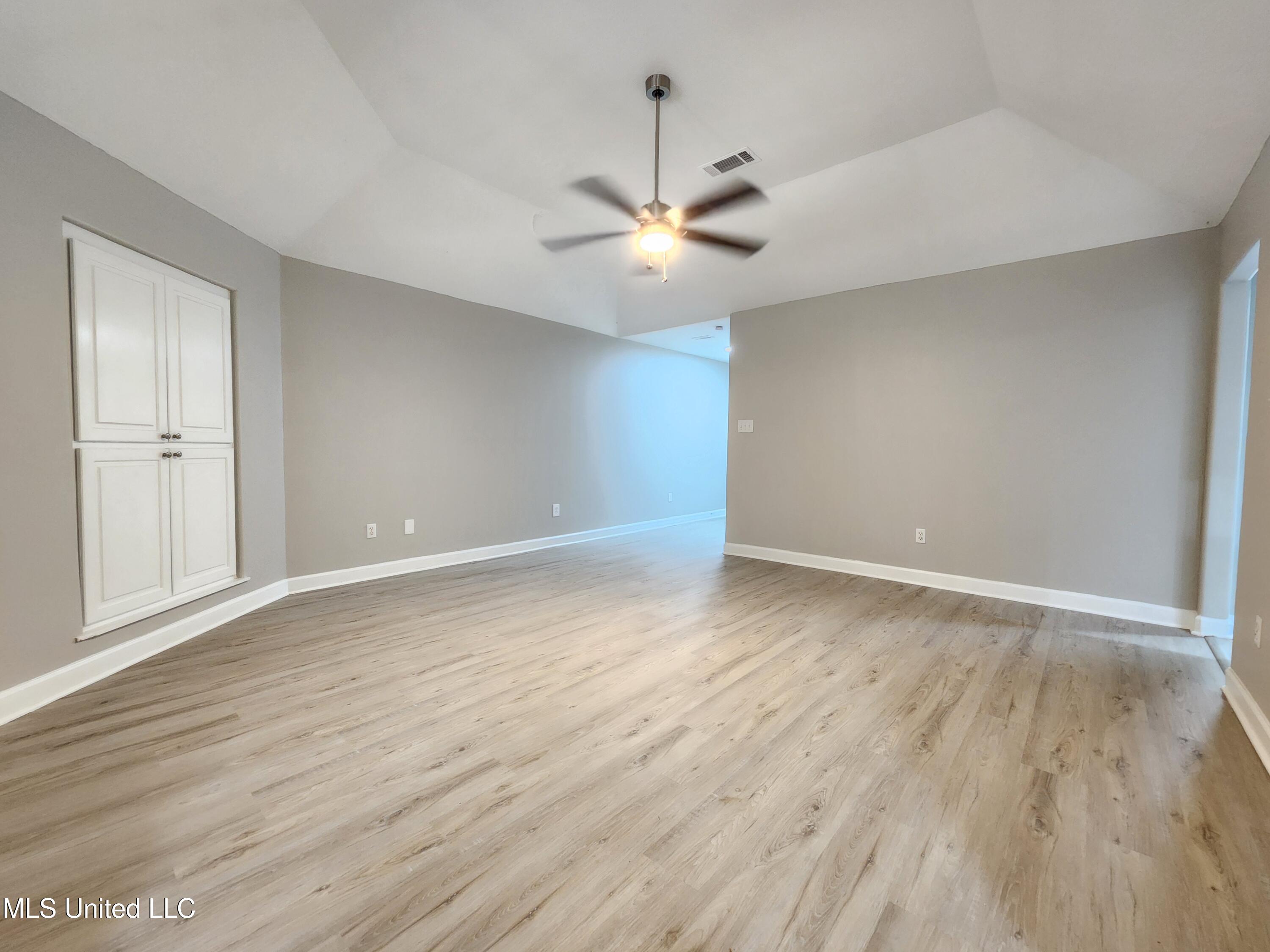 1812 Burnt Oak Drive, Ocean Springs, Mississippi image 11