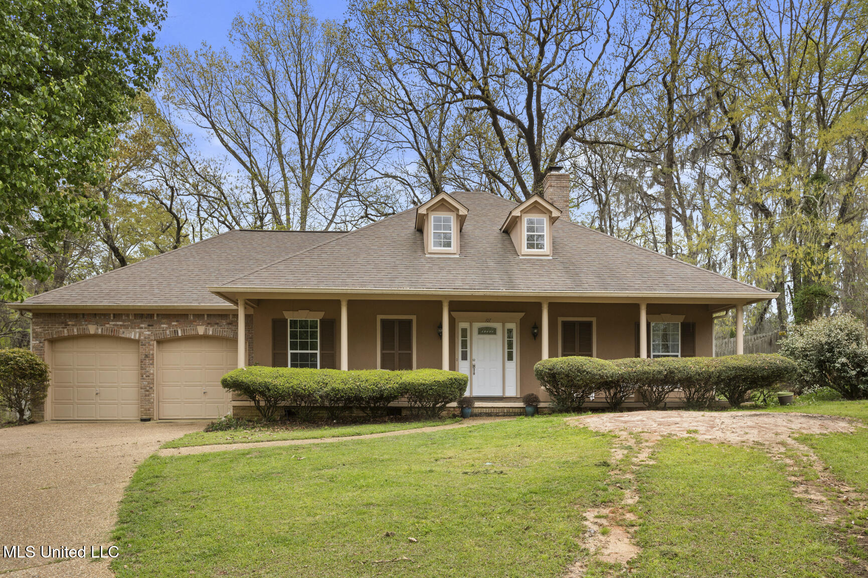 107 Newport Circle, Clinton, Mississippi image 2
