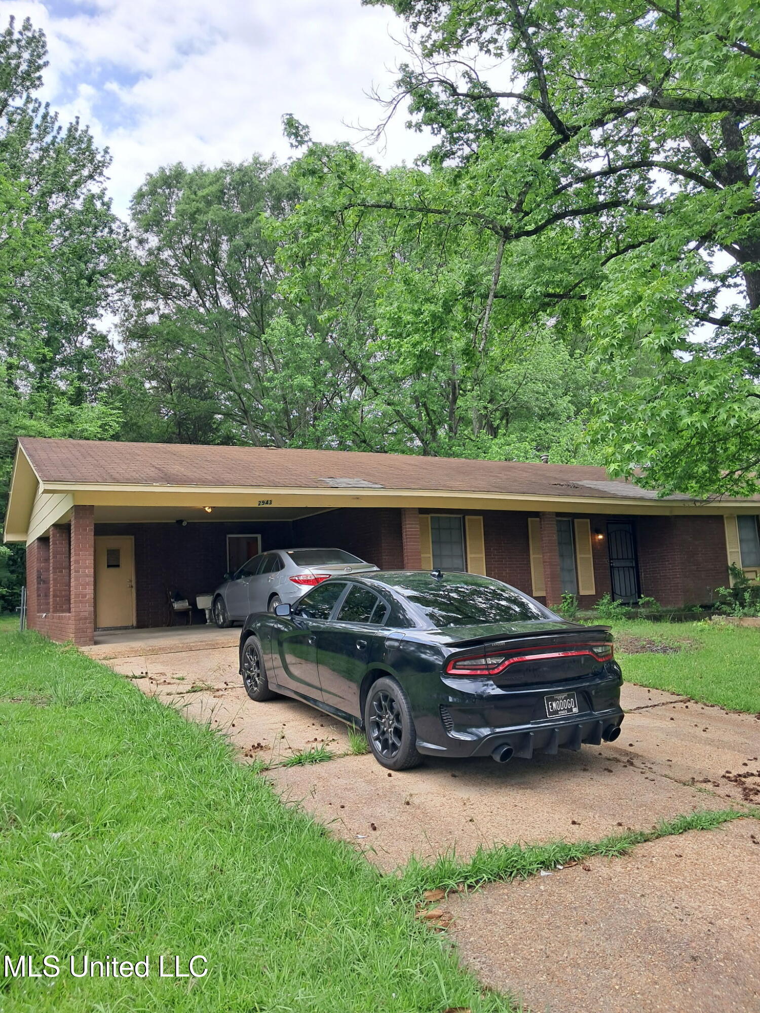 2943 Suncrest Drive, Jackson, Mississippi image 2