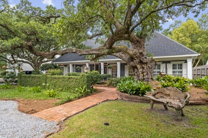 11 Japonica Drive Pass Christian MS 39571