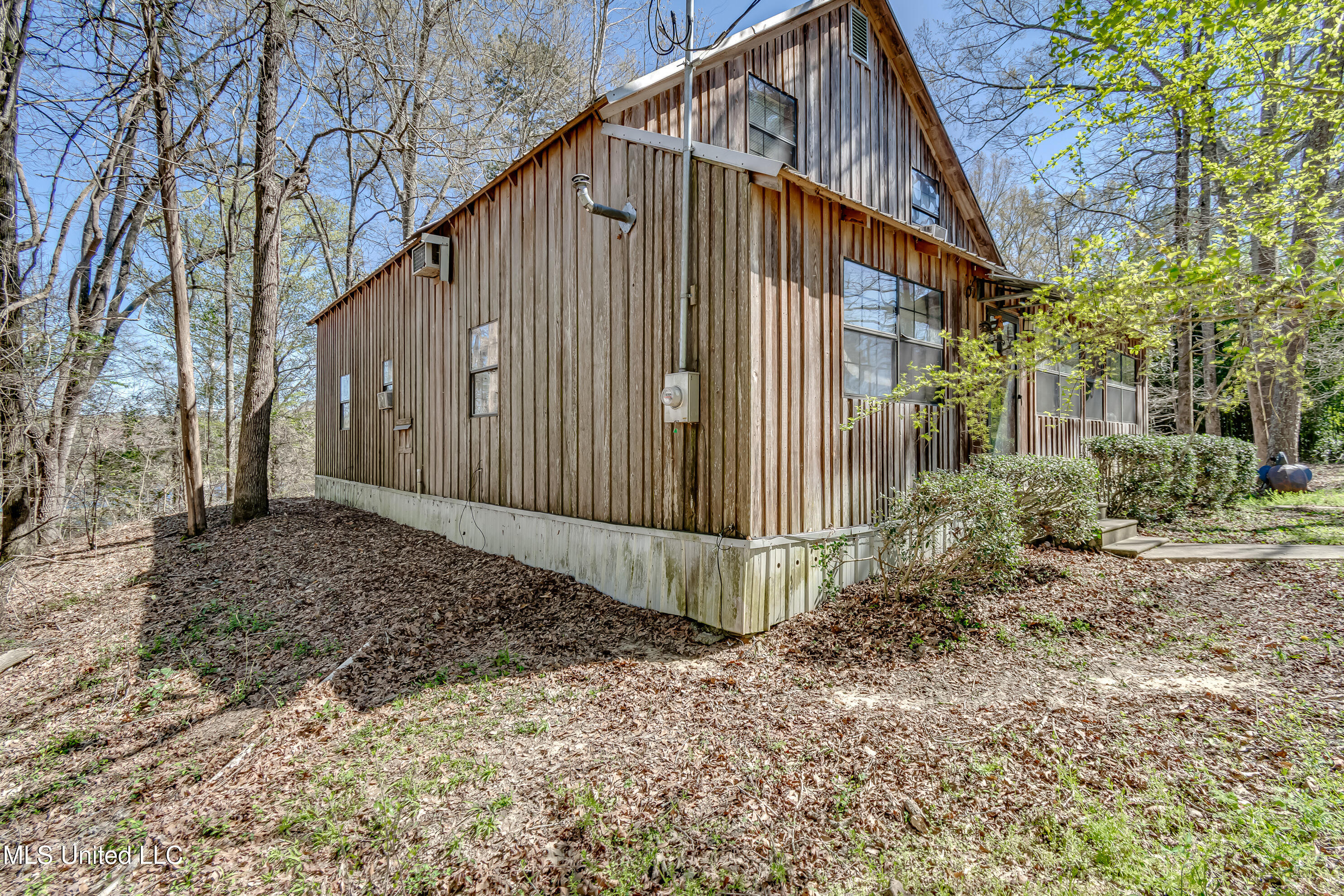 2406 Scr 563, Morton, Mississippi image 5