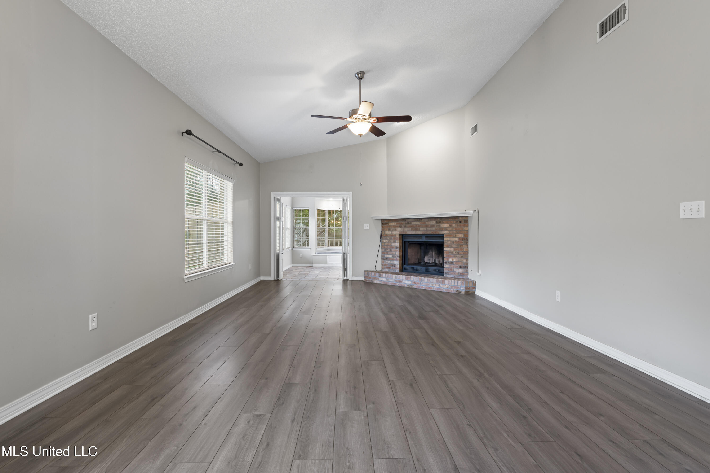 9526 Laa La Place, Diamondhead, Mississippi image 7