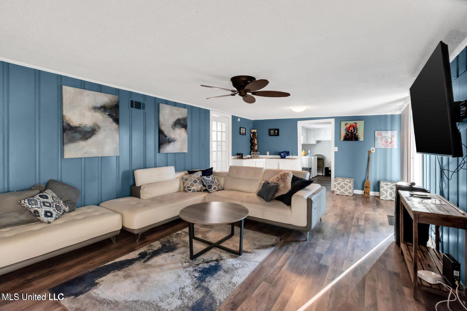 1264 28th Street, Gulfport, Mississippi image 5