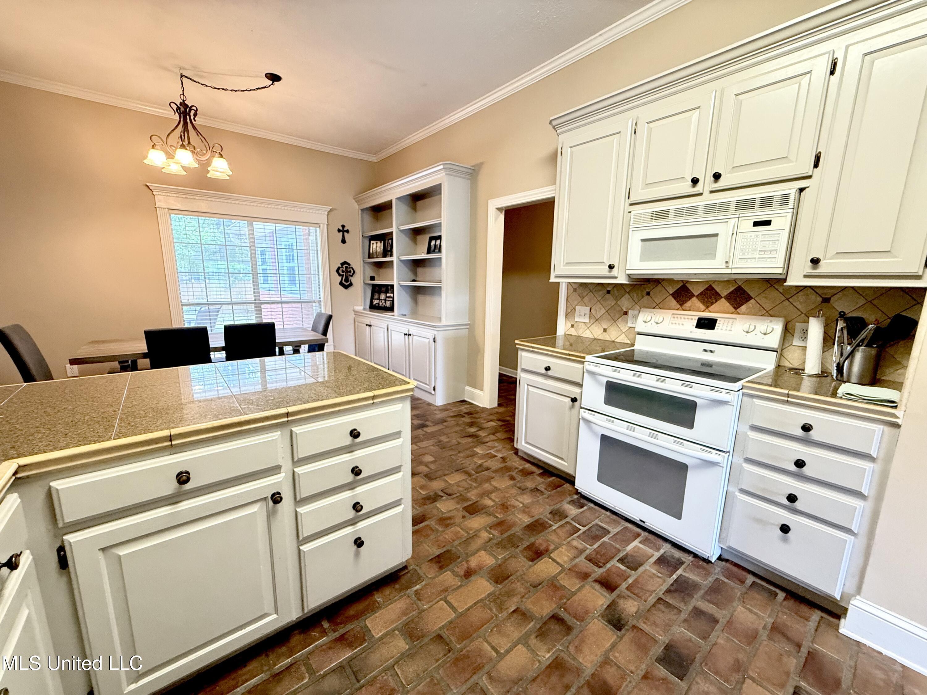 196 Woodlands Green Drive, Brandon, Mississippi image 16