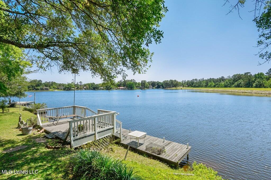 409 W Lakeshore Drive, Carriere, Mississippi image 13