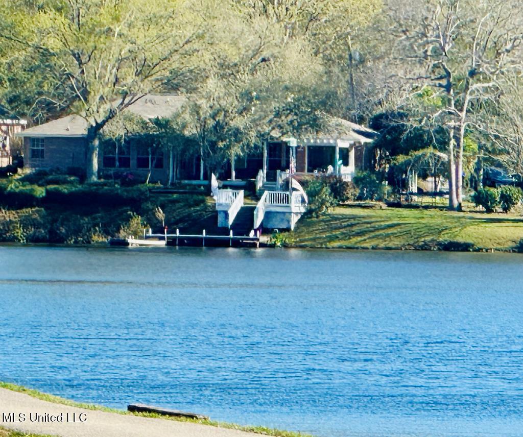 409 W Lakeshore Drive, Carriere, Mississippi image 15