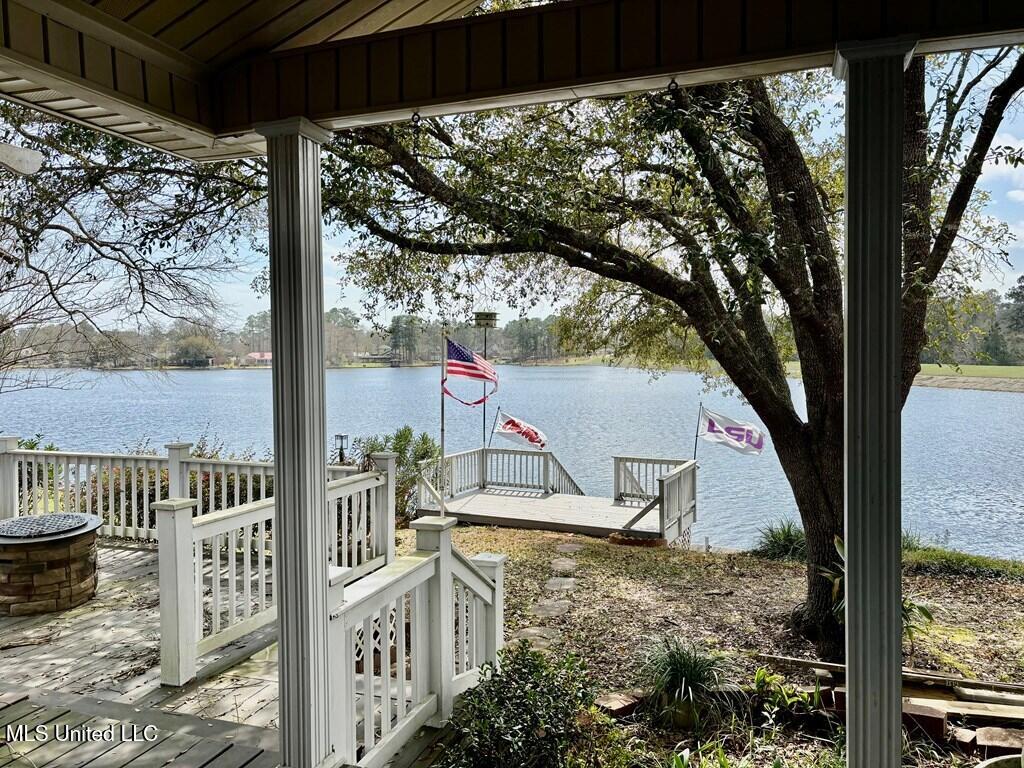 409 W Lakeshore Drive, Carriere, Mississippi image 18