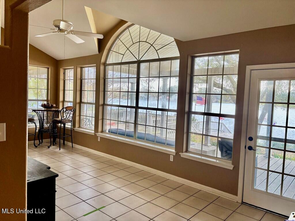 409 W Lakeshore Drive, Carriere, Mississippi image 7