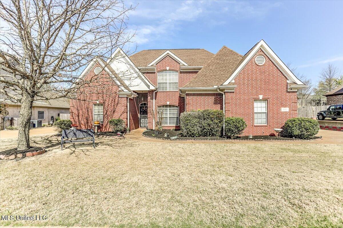 592 Rowan Oak Place, Hernando, Mississippi image 1