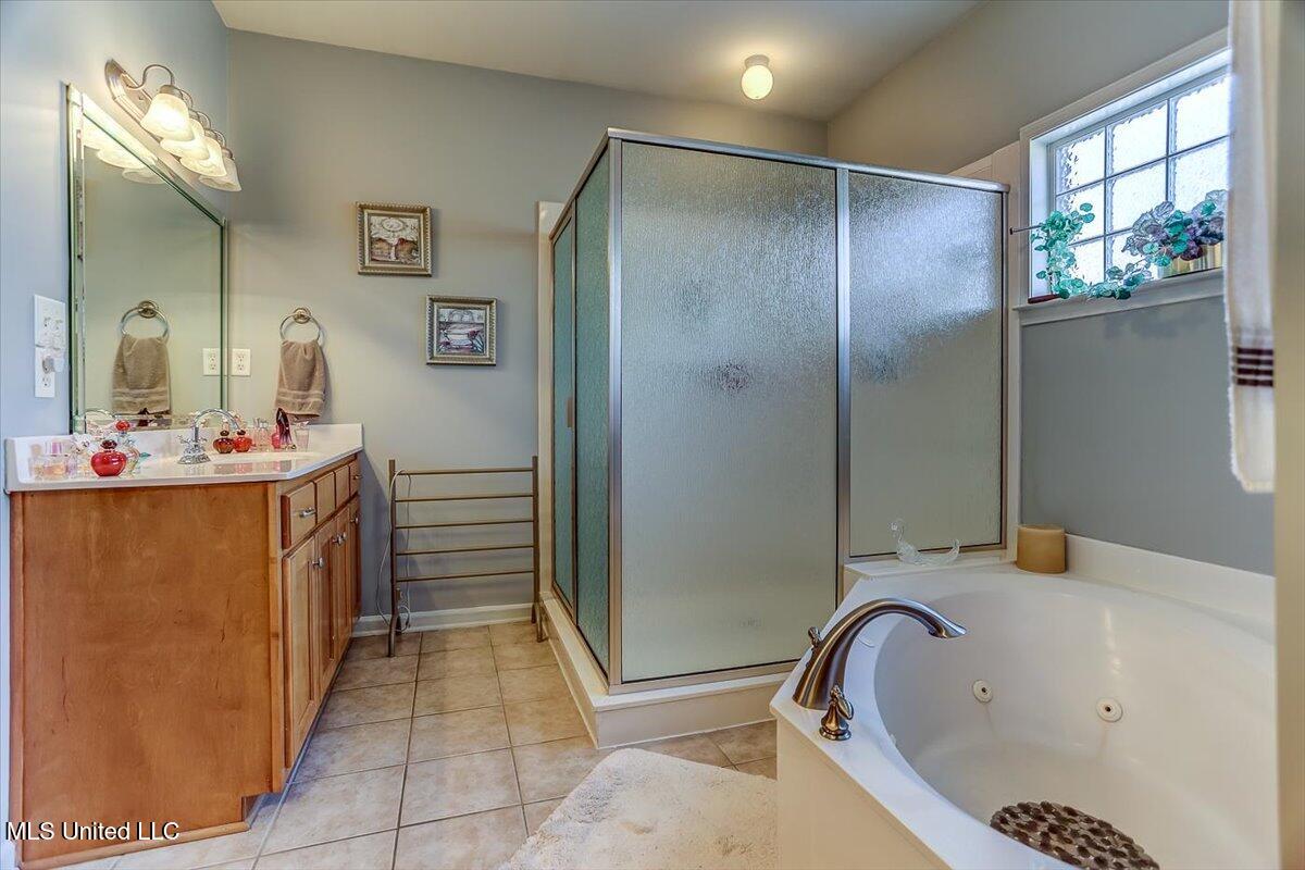 592 Rowan Oak Place, Hernando, Mississippi image 27