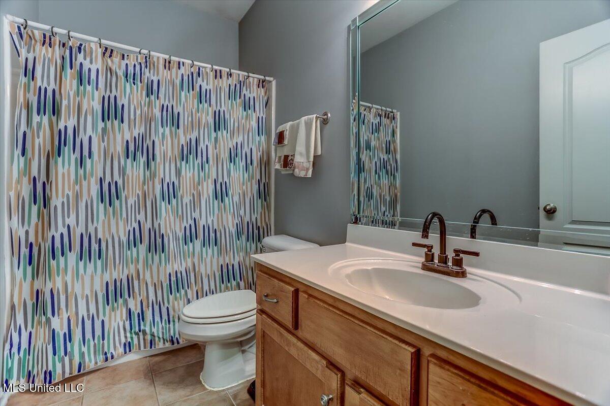 592 Rowan Oak Place, Hernando, Mississippi image 31