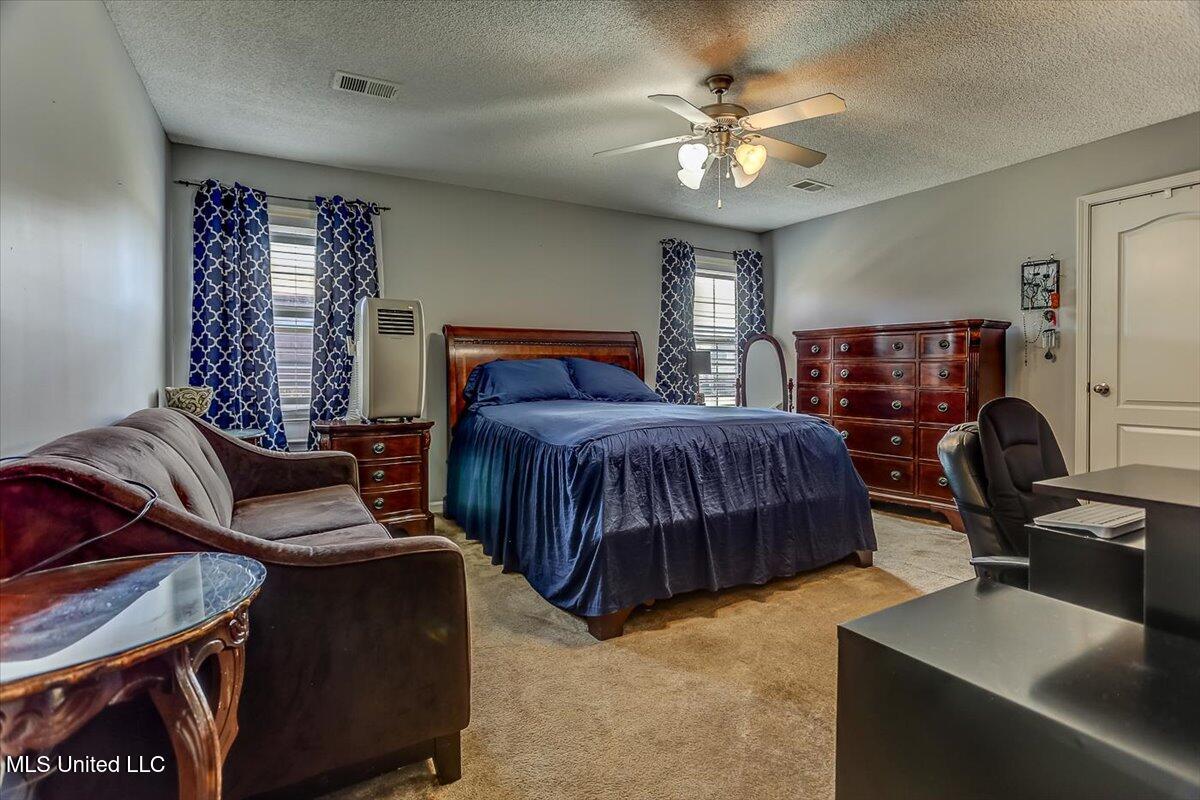 592 Rowan Oak Place, Hernando, Mississippi image 32
