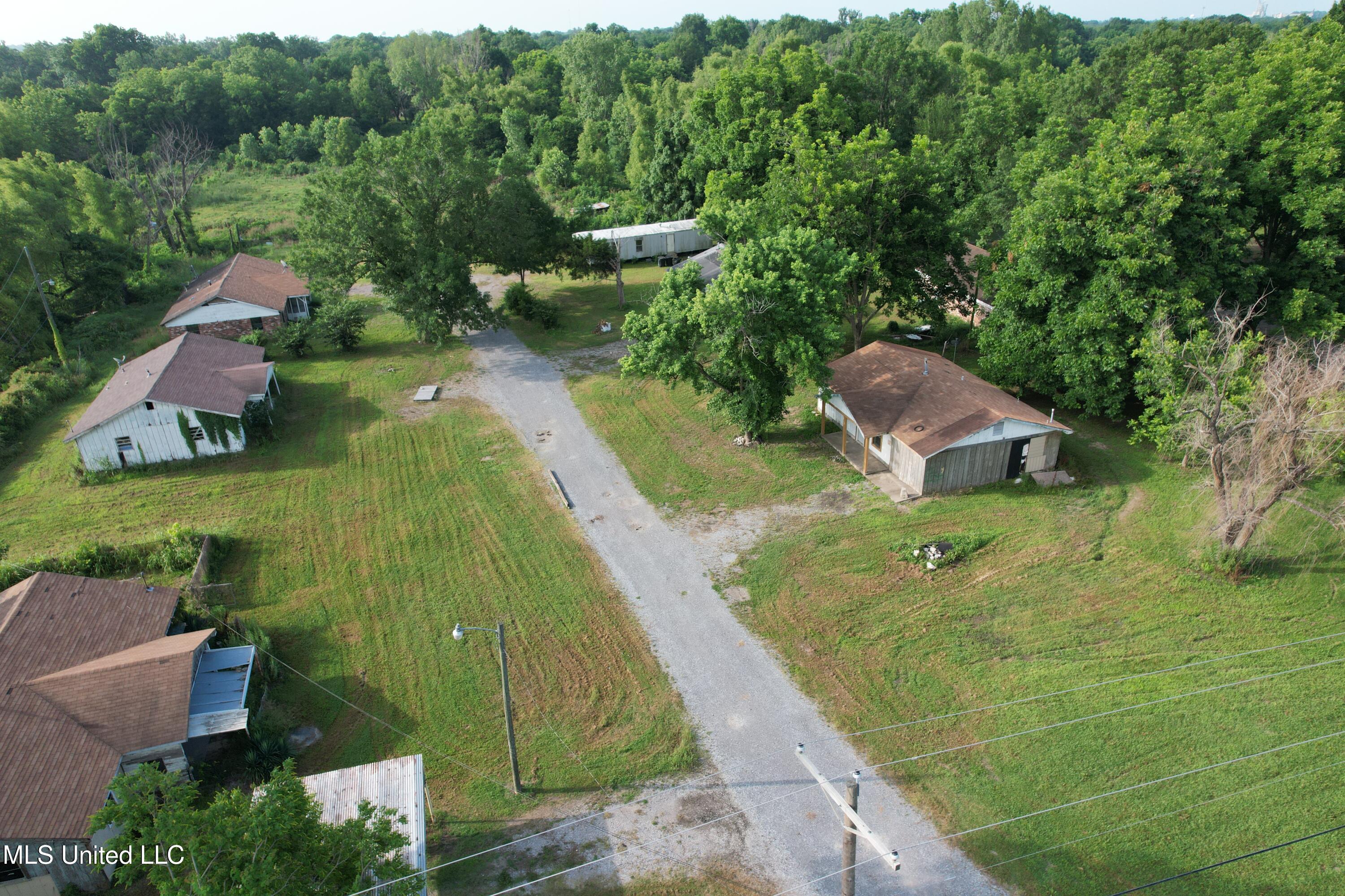 Windmill Road Road, Greenville, Mississippi image 5