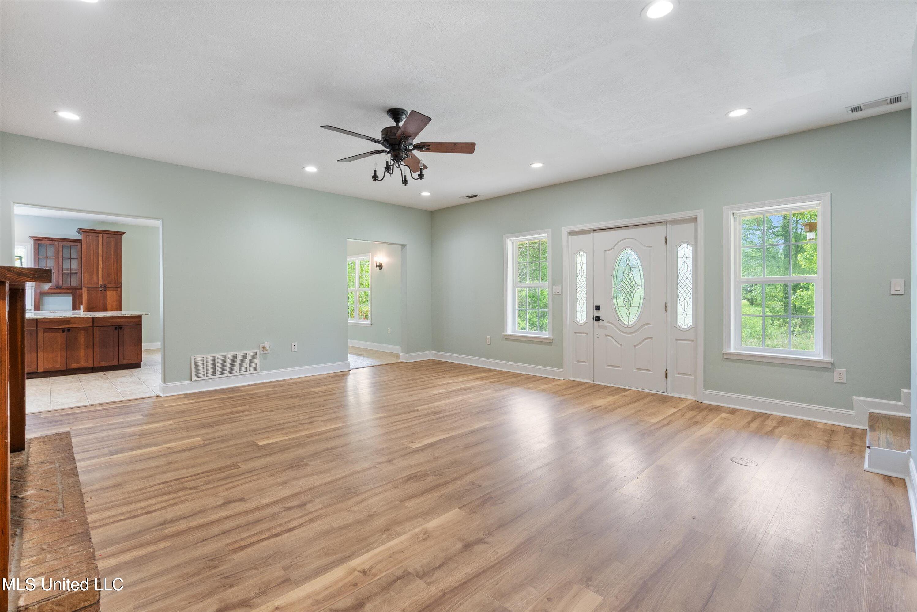 9640 Barbee Road, Hernando, Mississippi image 6