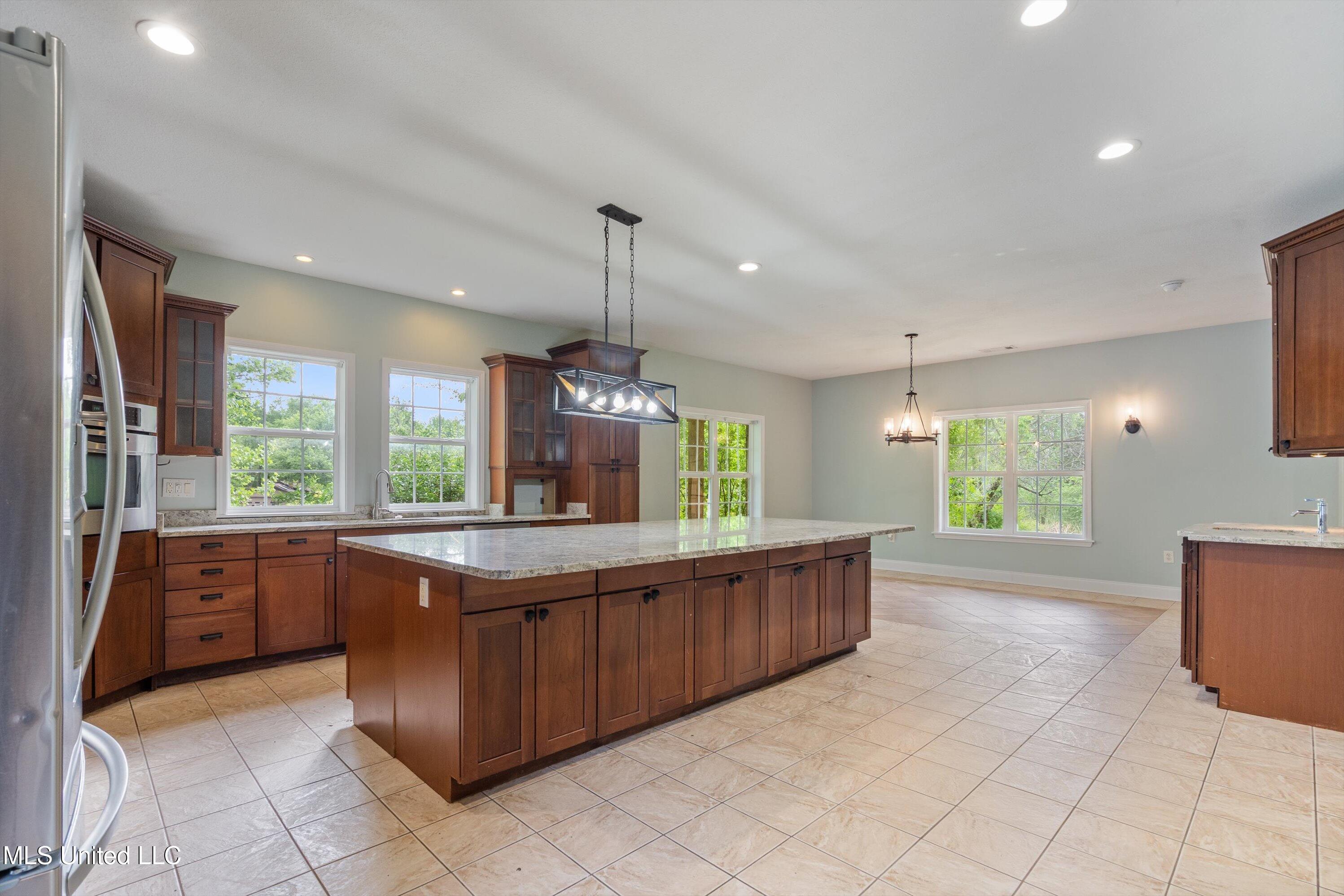 9640 Barbee Road, Hernando, Mississippi image 10