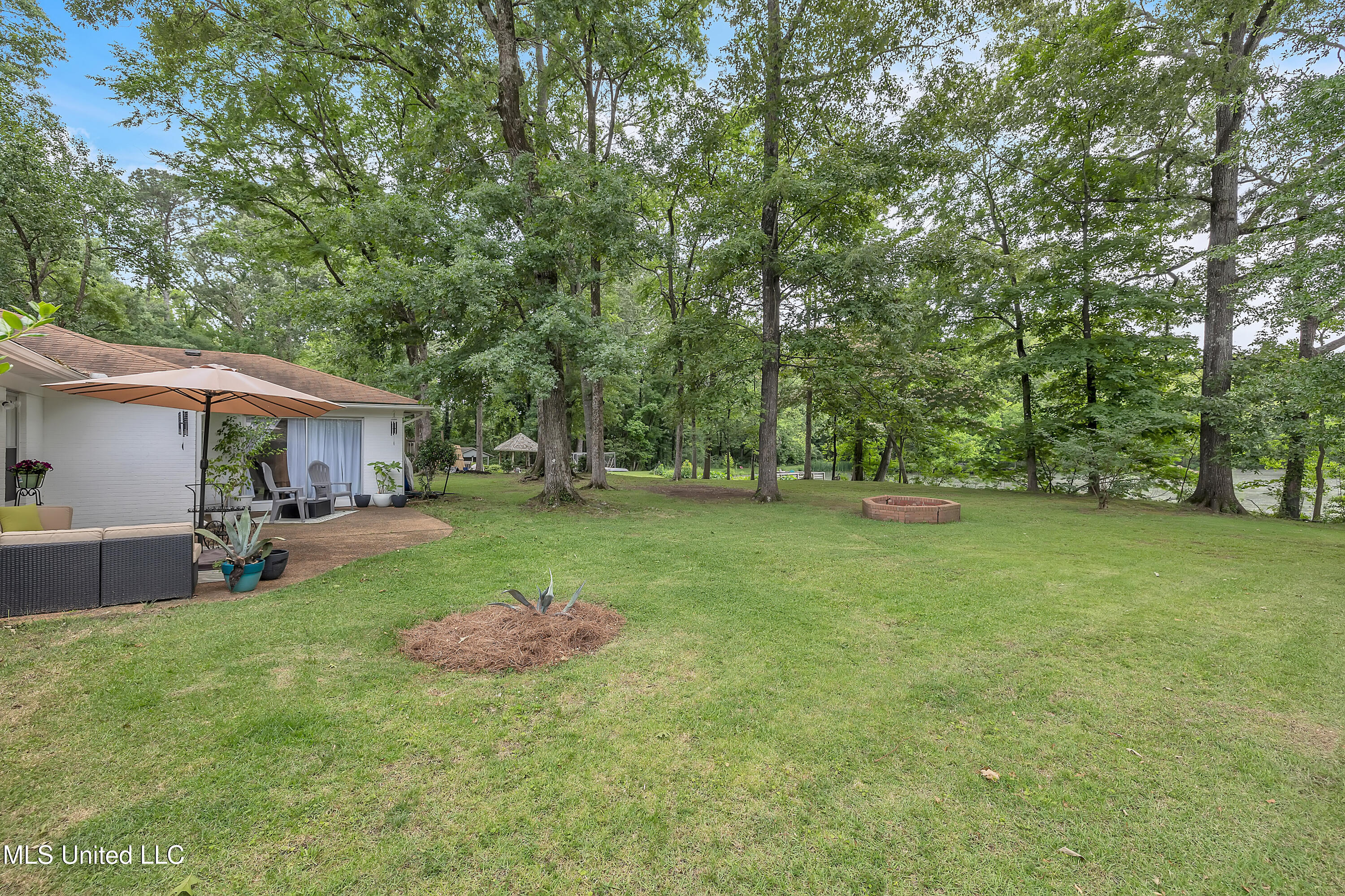 5024 Riverwood Circle, Jackson, Mississippi image 30