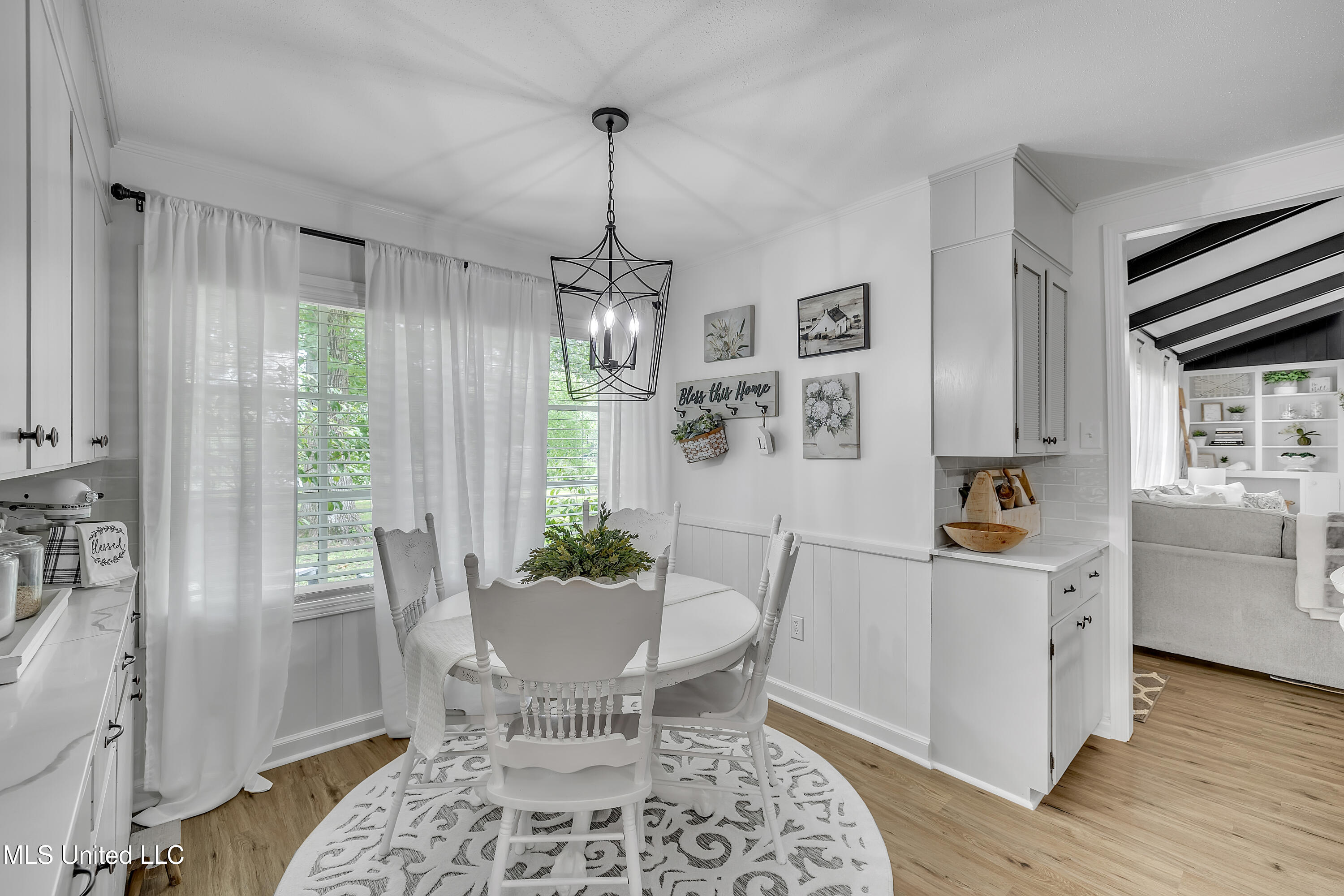 5024 Riverwood Circle, Jackson, Mississippi image 14