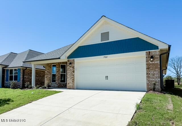 7921 Gardendale Drive, Olive Branch, Mississippi image 2