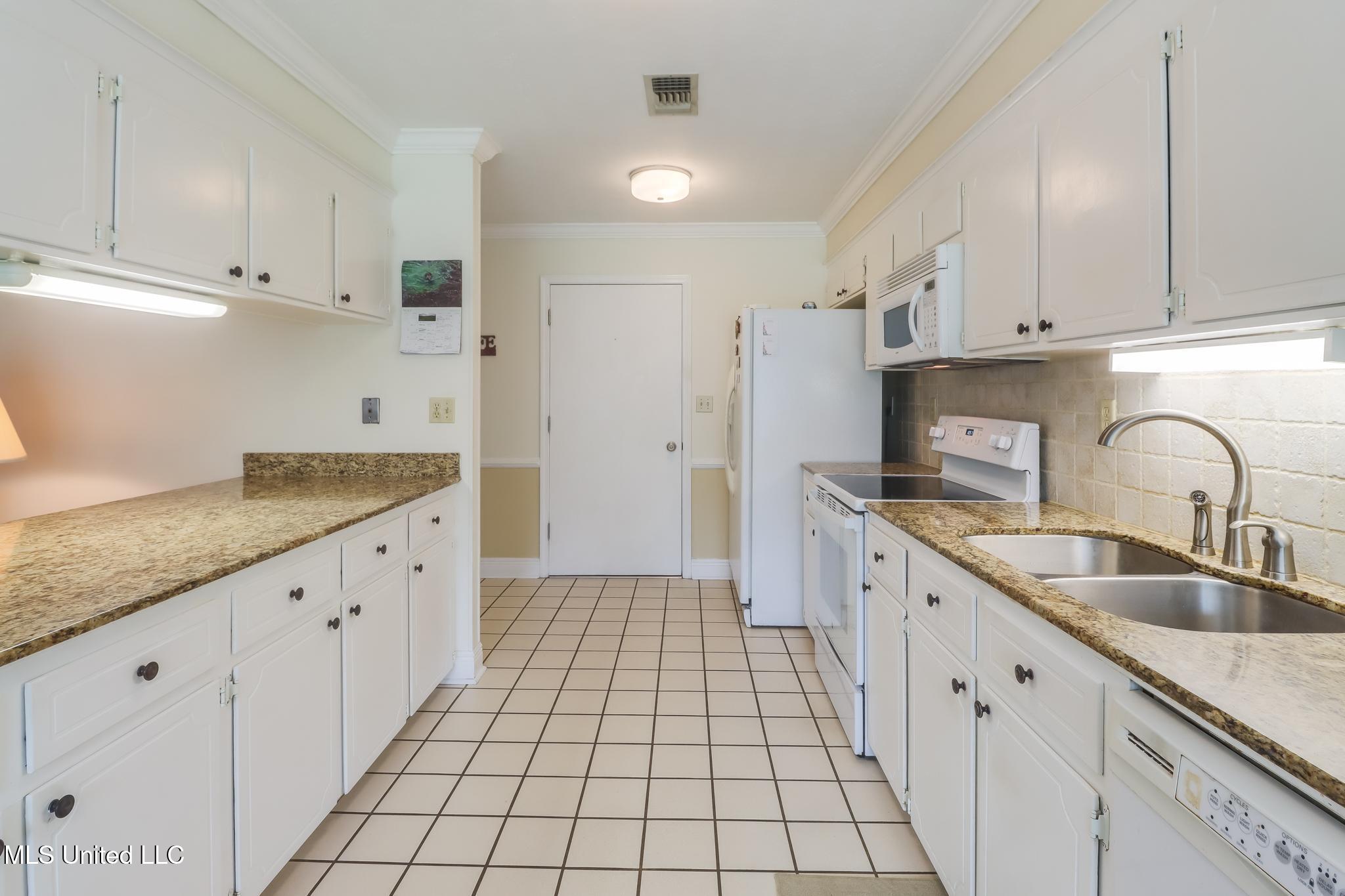 1 Partridge Place, Long Beach, Mississippi image 13