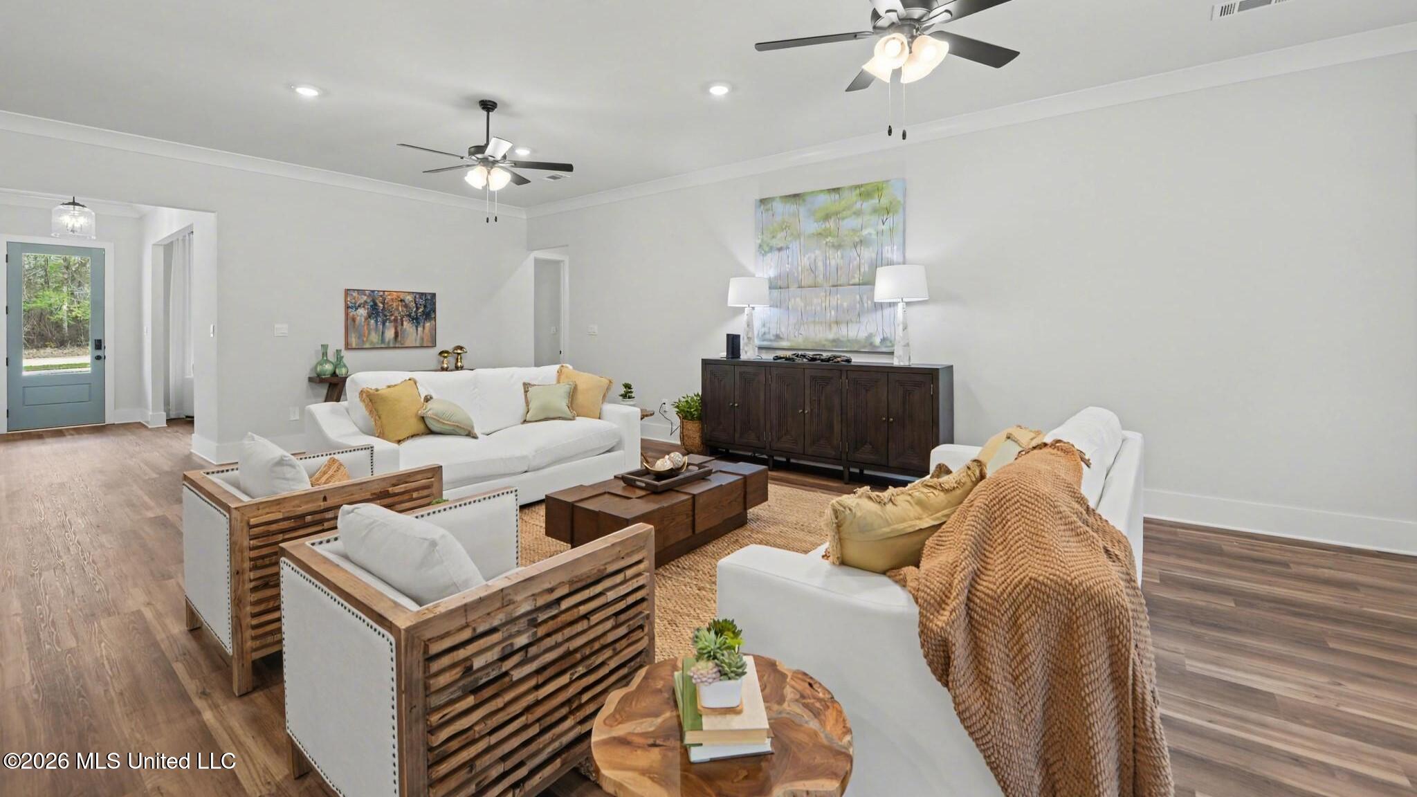 7716 Magnolia Loop