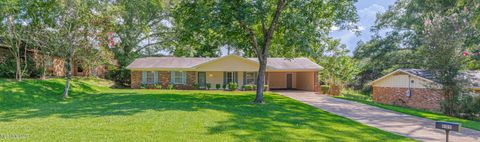 Homes For Sale - 809 Normandy Drive<br/> Clinton, MS 39056