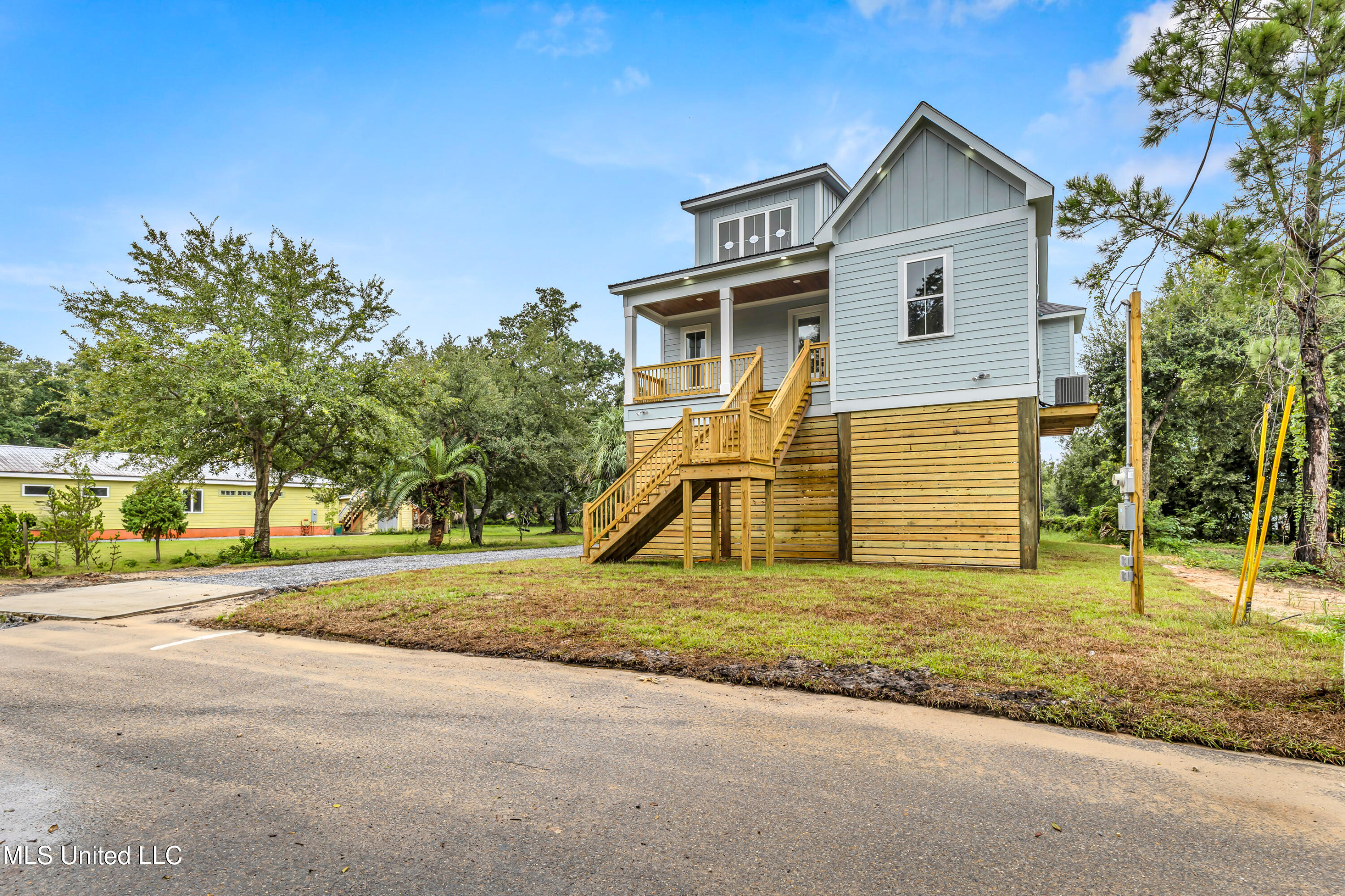 28 Terrace Drive, Pass Christian, Mississippi image 3