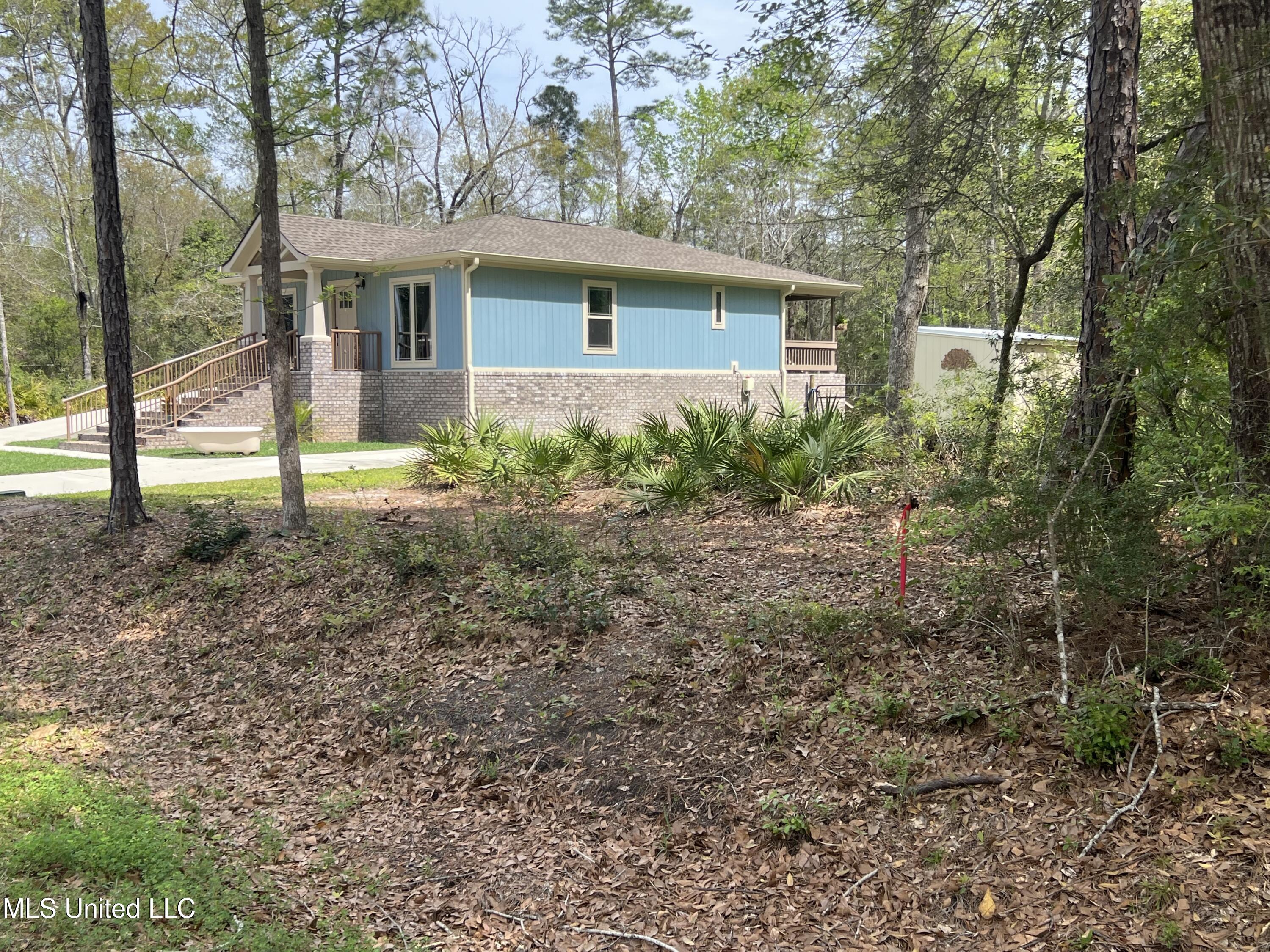 1020 Margaret Street, Ocean Springs, Mississippi image 7