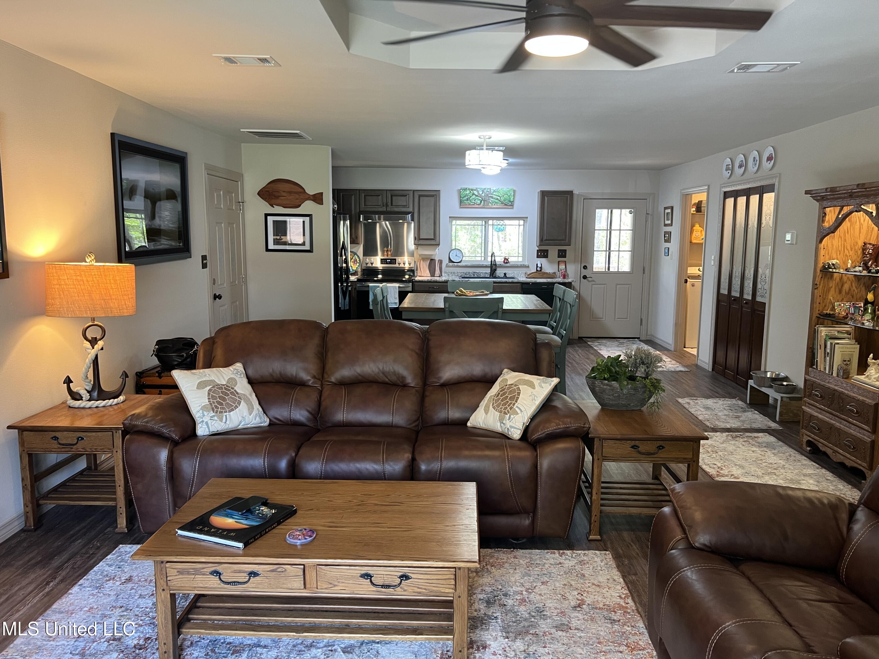 1020 Margaret Street, Ocean Springs, Mississippi image 26