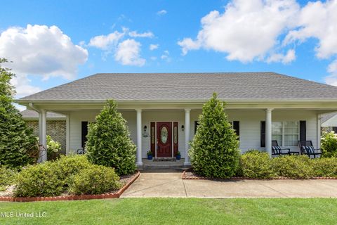 Single Family Residence in Pass Christian MS 11233 Firetower Road.jpg