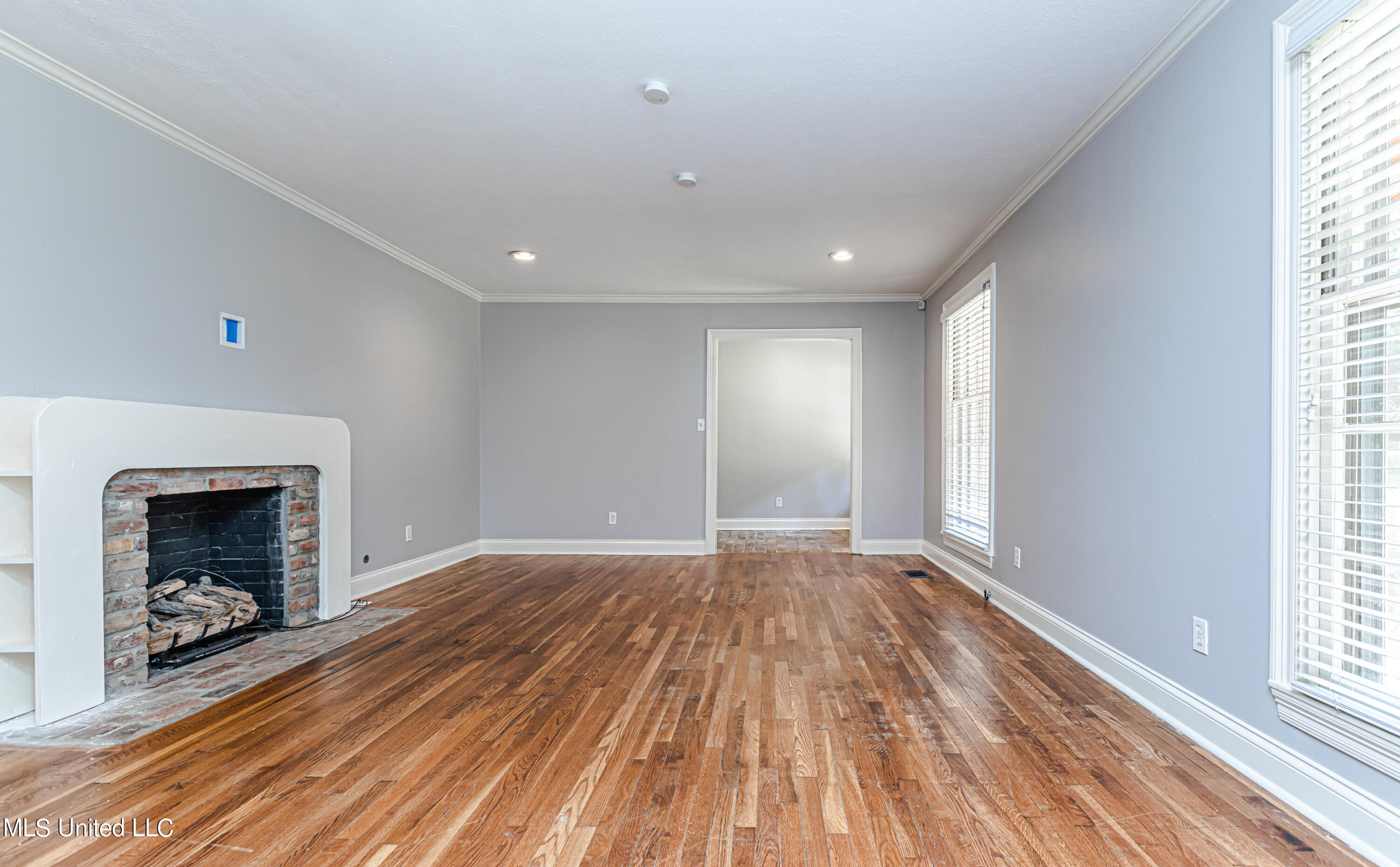 Jackson, Mississippi 39211, United States, 3 Bedrooms Bedrooms, ,3 BathroomsBathrooms,Residential,Pending,74335