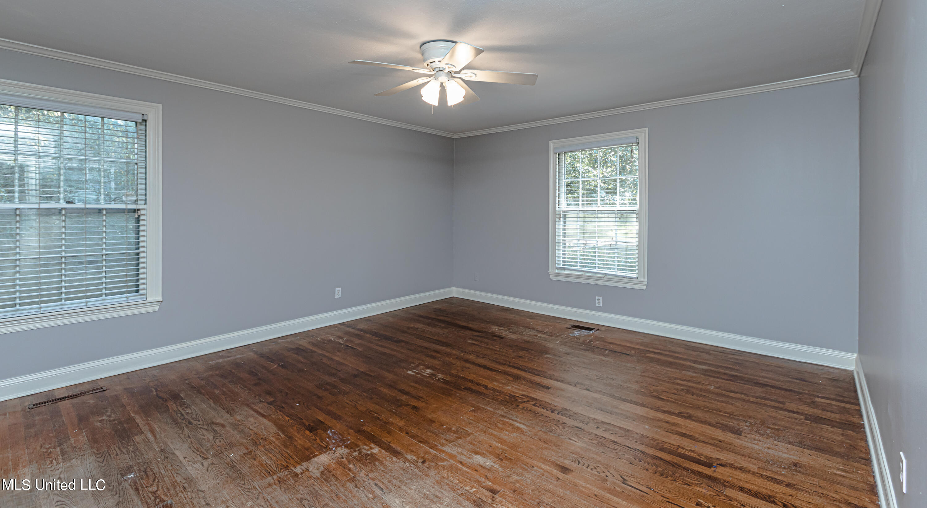 Jackson, Mississippi 39211, United States, 3 Bedrooms Bedrooms, ,3 BathroomsBathrooms,Residential,Pending,74335