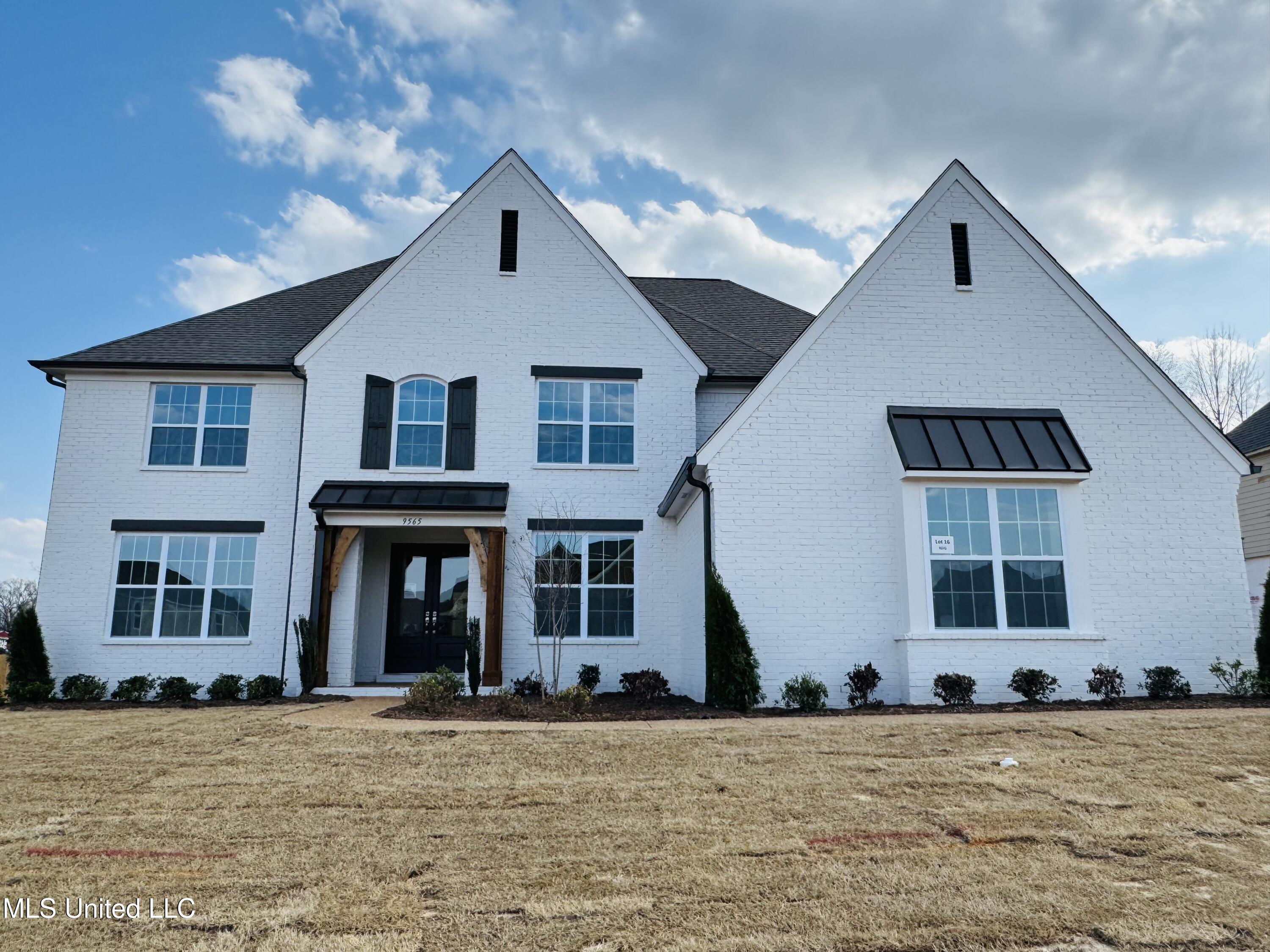 9565 Mcelroy Farms Drive, Olive Branch, Mississippi image 2