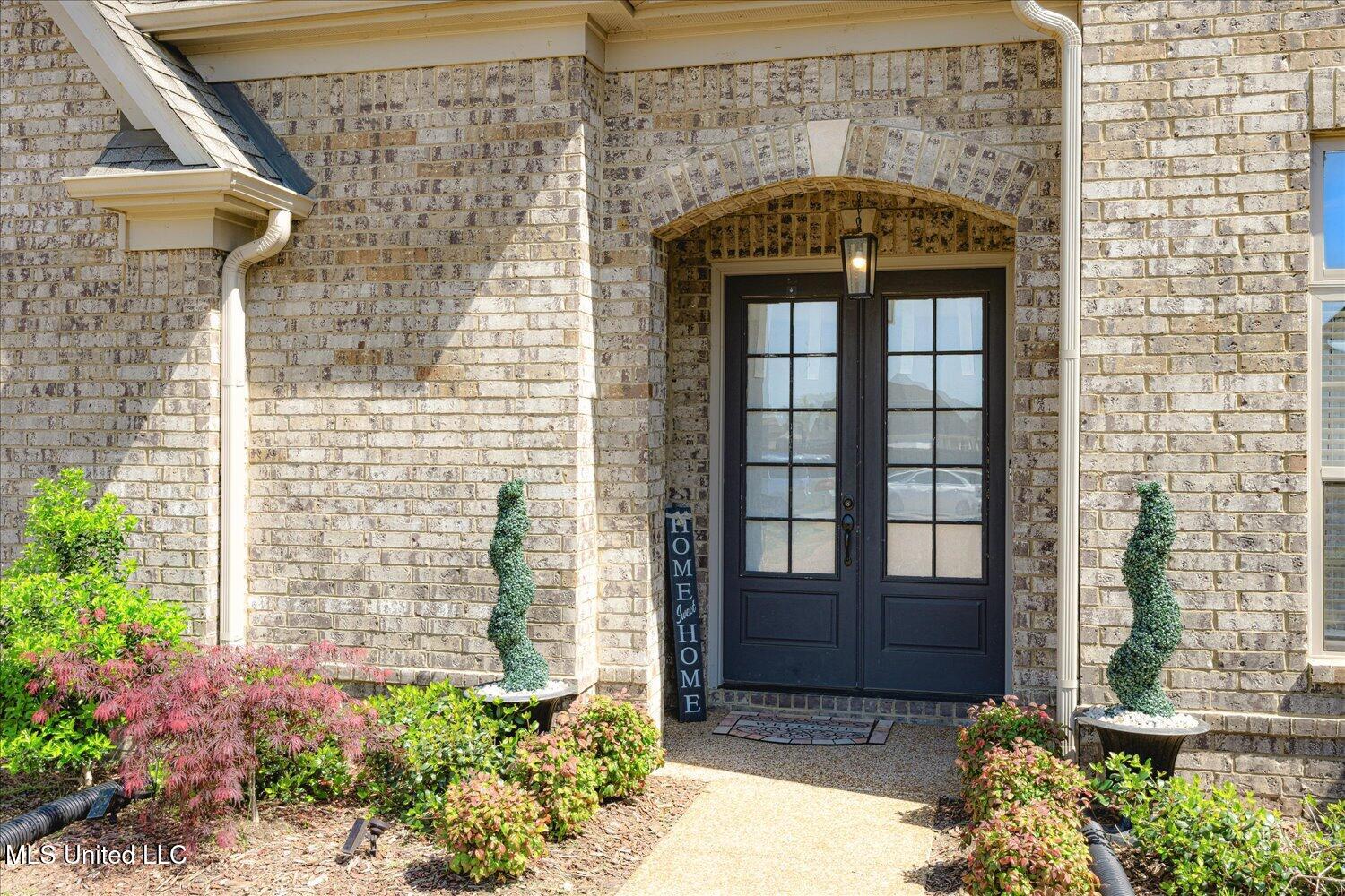 1601 Treestand Road, Southaven, Mississippi image 4
