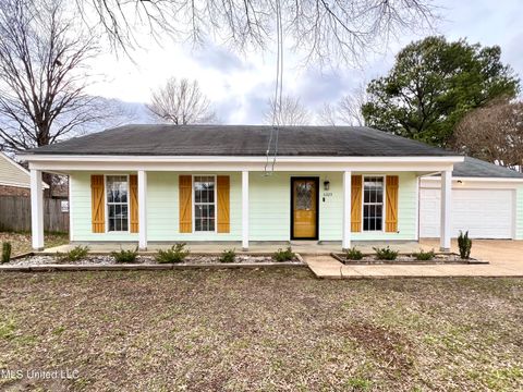 Homes For Sale - 6325 Collinwood Road<br/> Horn Lake, MS 38637