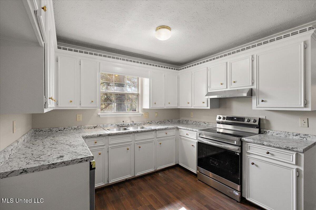 628 David Cove, Jackson, Mississippi image 14
