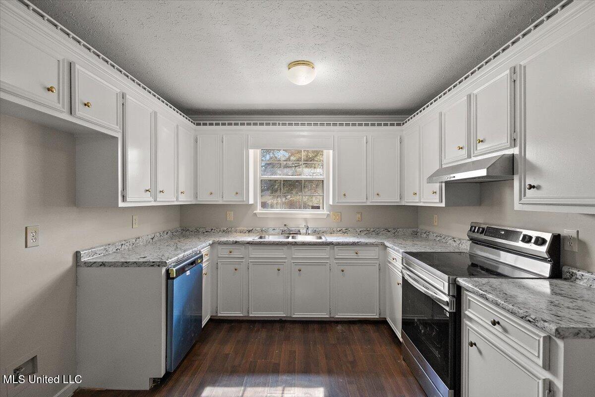 628 David Cove, Jackson, Mississippi image 13