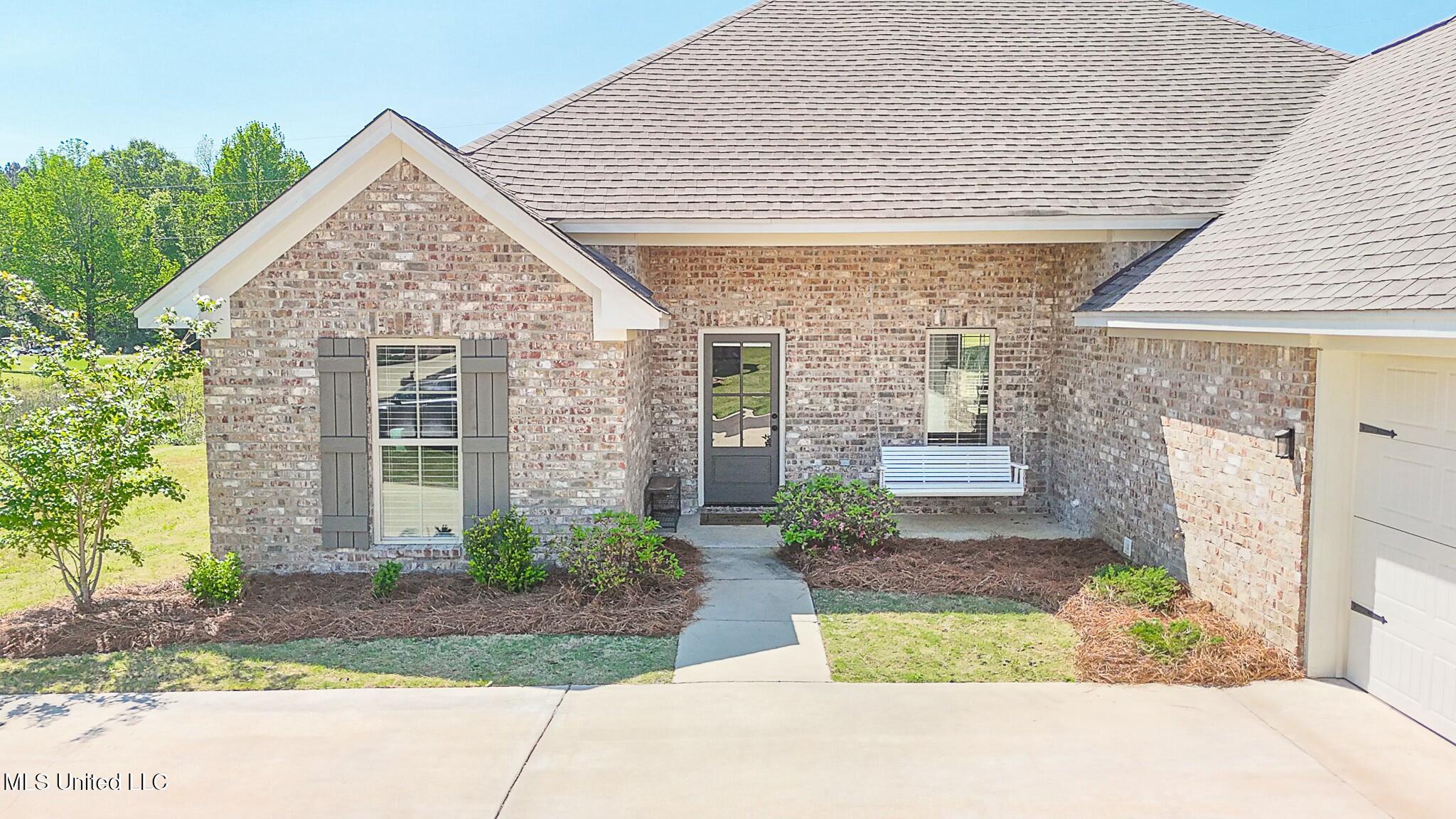 595 Westfield Drive, Pearl, Mississippi image 4