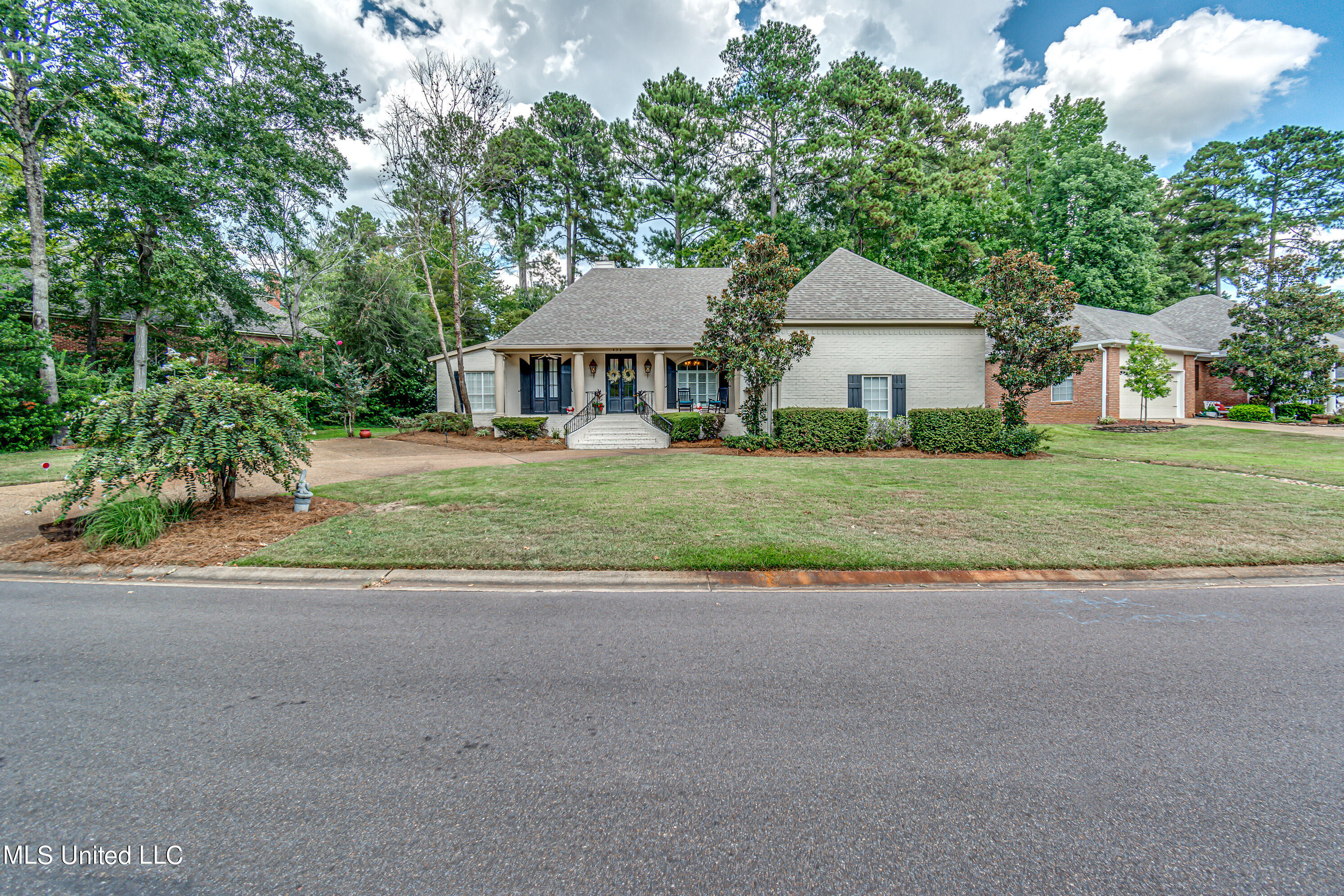 436 Ridge Circle, Brandon, Mississippi image 3