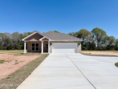 Homes For Sale - 216 Marshall Smith Road<br/> Lucedale, MS 39452