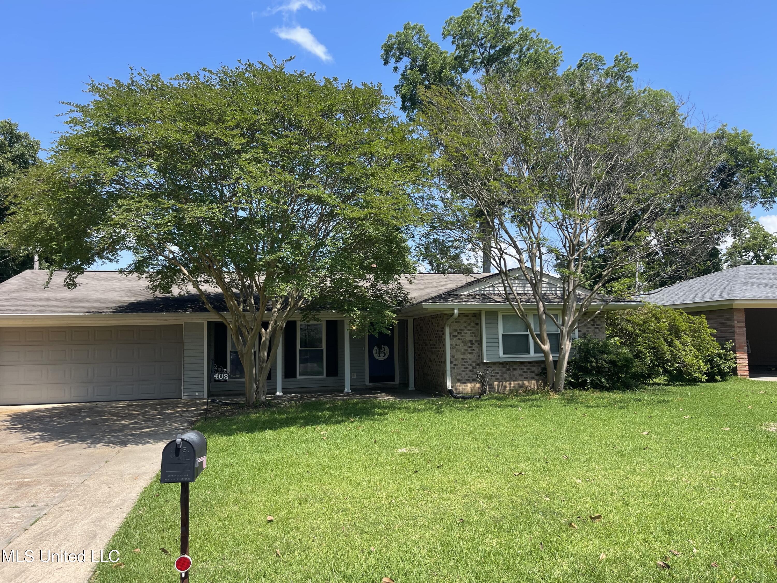 403 Lindberg Avenue, Natchez, Mississippi image 2